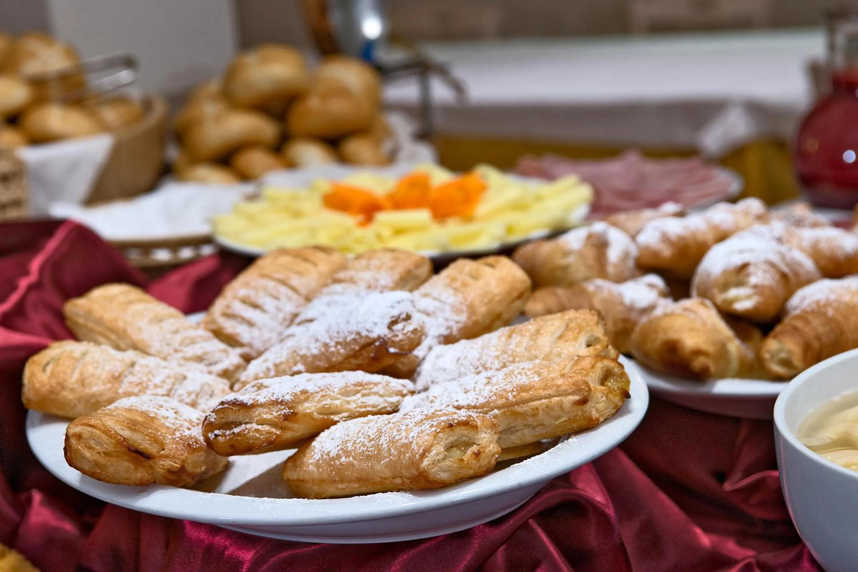 Food and drinks in GH Hotel Piaz