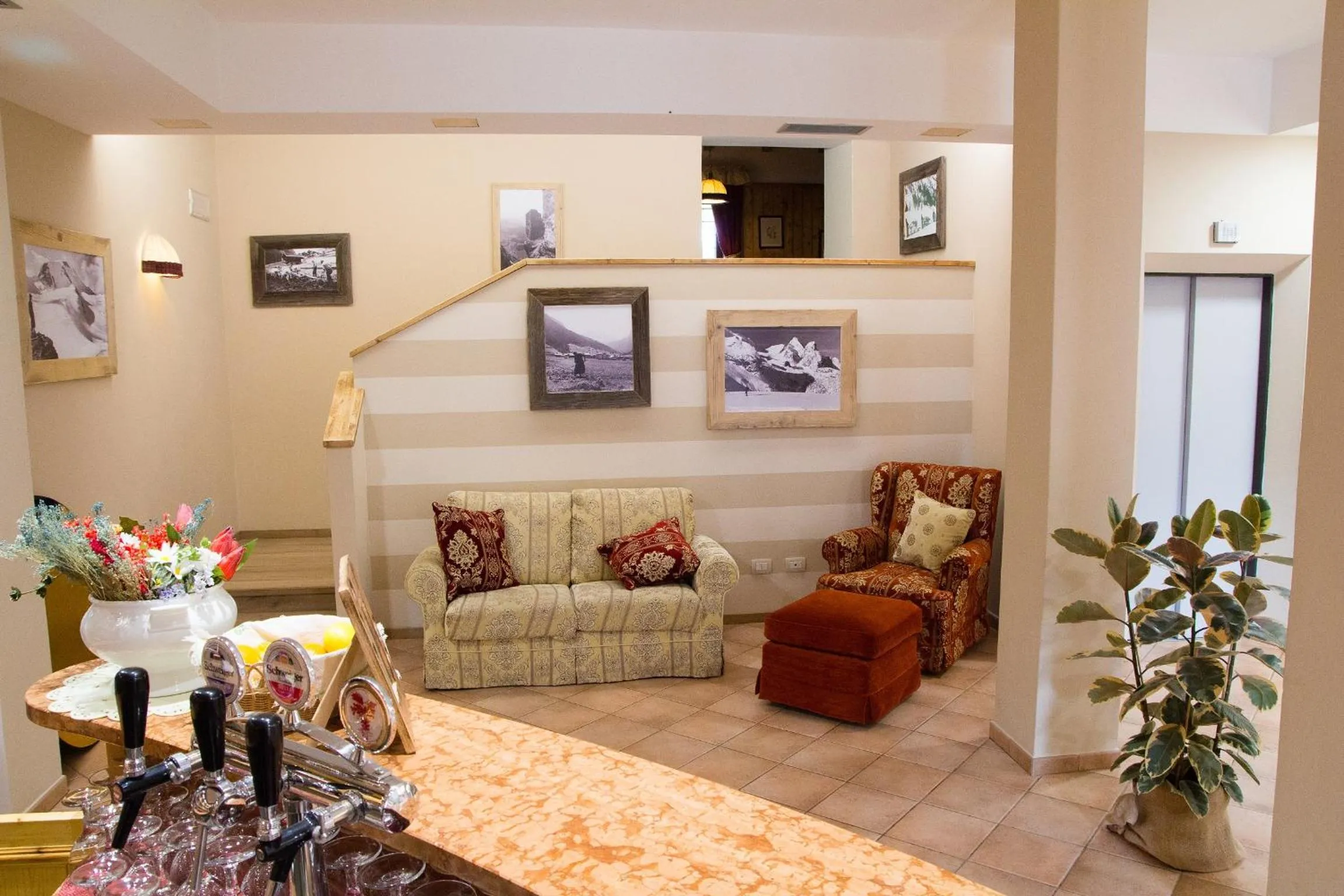 Lounge or bar in GH Hotel Piaz