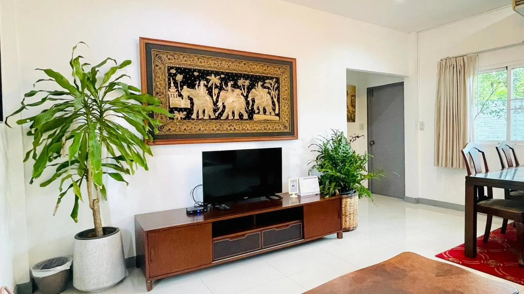 TV and multimedia in Baan Ing Khao