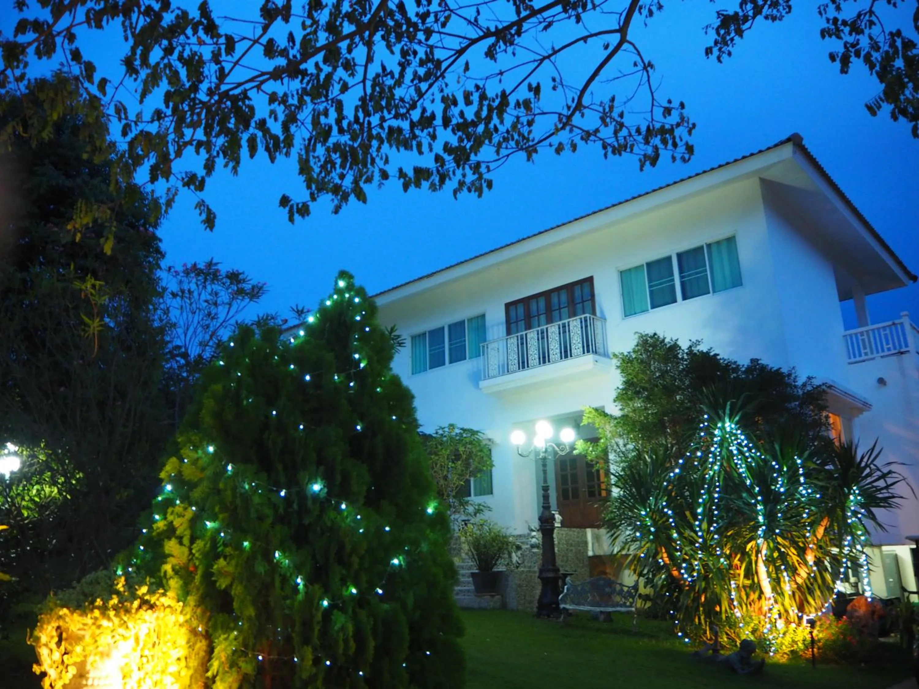 Garden in Baan Ing Khao