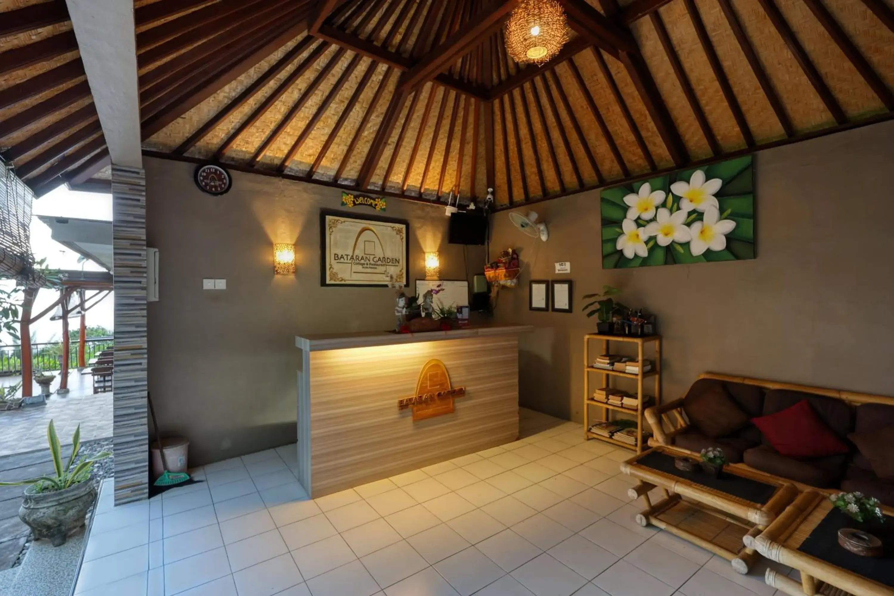 Lobby or reception in Bataran Garden Cottage Lobby or reception in Bataran Garden Cottage
