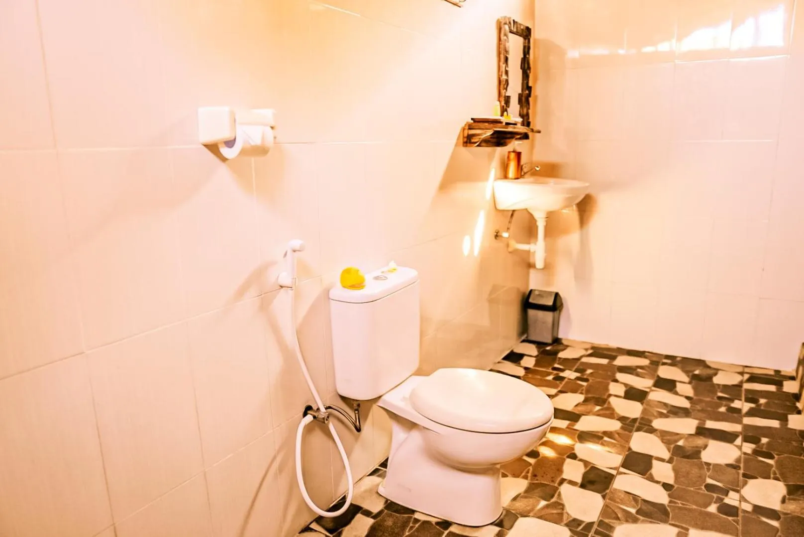 Bataran Garden Cottage