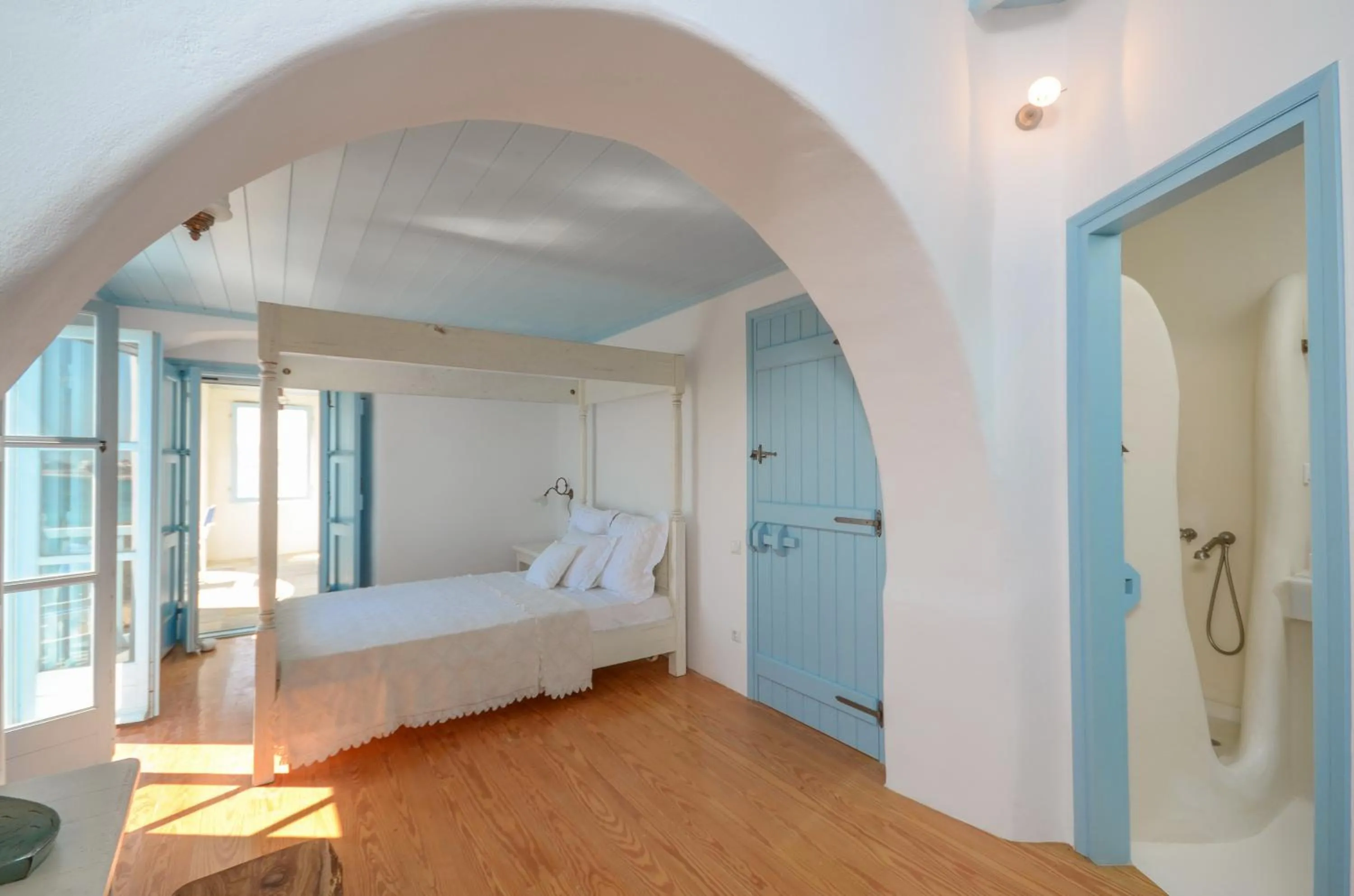 Bedroom, Bed in Unique Beachfront Cycladic Villa @ Agios Prokopios