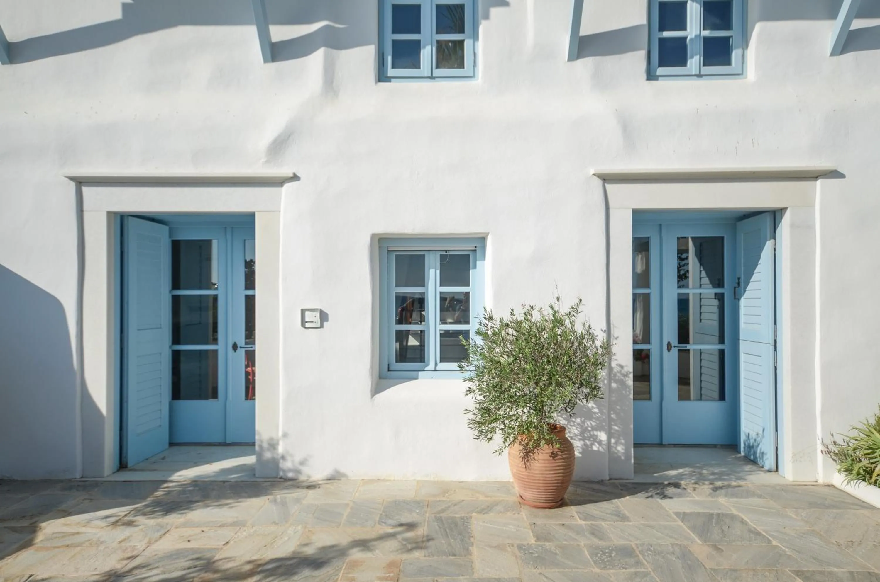 Facade/entrance in Unique Beachfront Cycladic Villa @ Agios Prokopios
