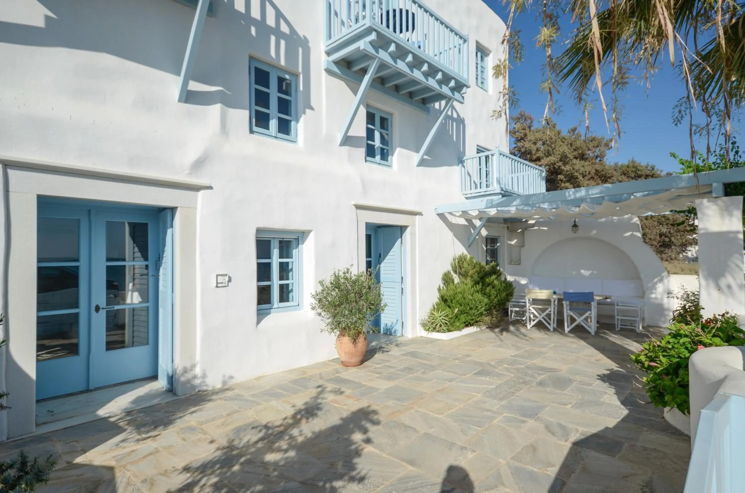 Patio in Unique Beachfront Cycladic Villa @ Agios Prokopios