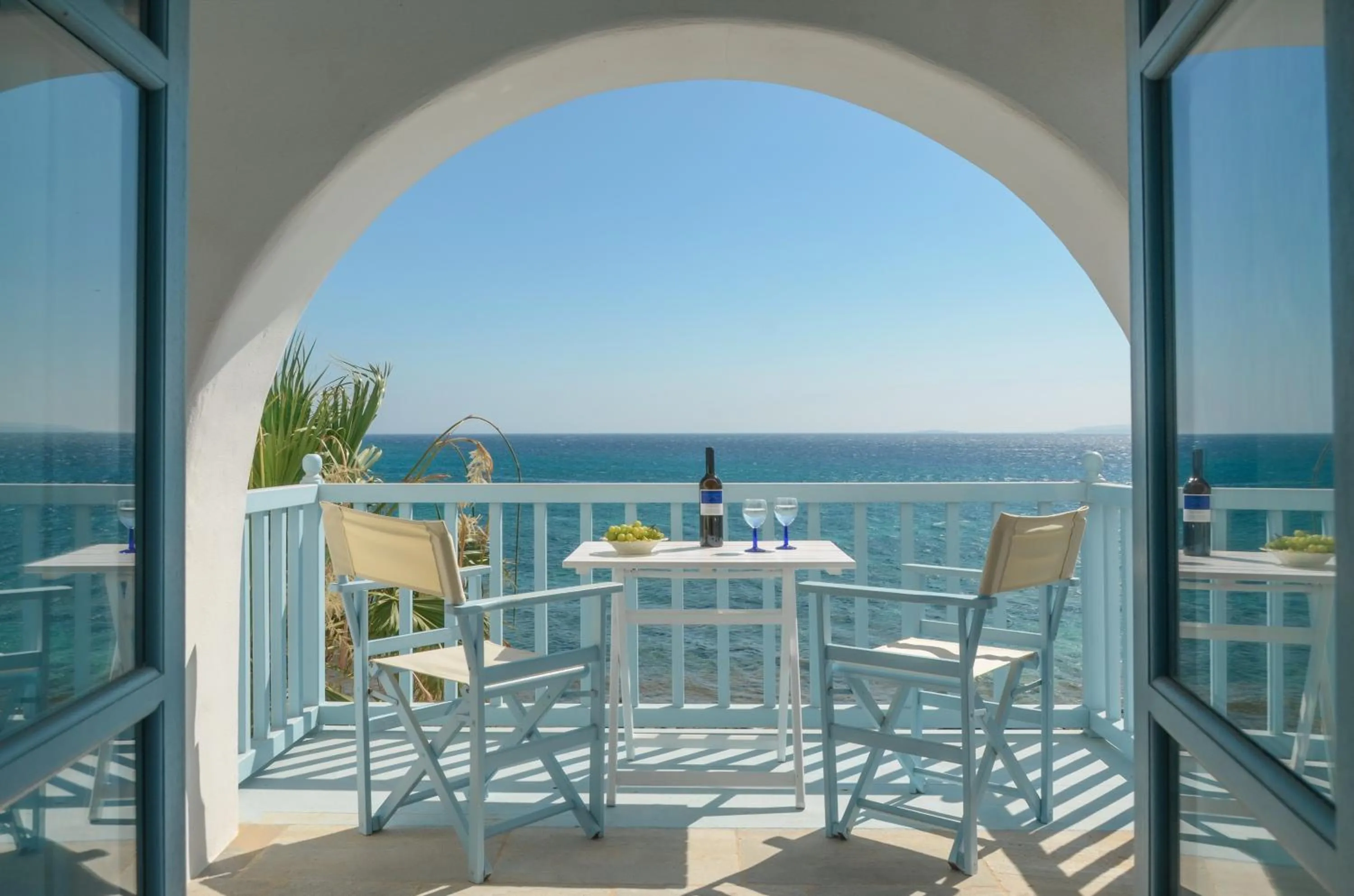 Patio in Unique Beachfront Cycladic Villa @ Agios Prokopios