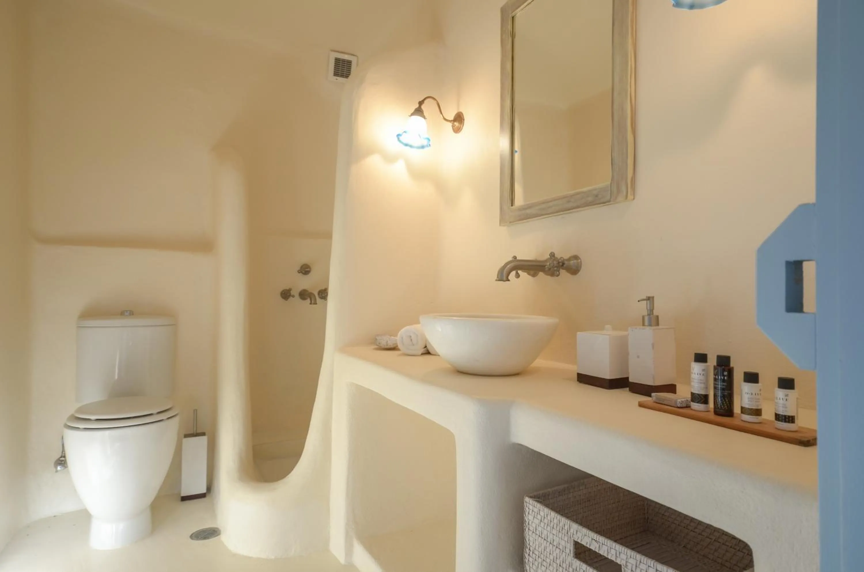 Bathroom in Unique Beachfront Cycladic Villa @ Agios Prokopios