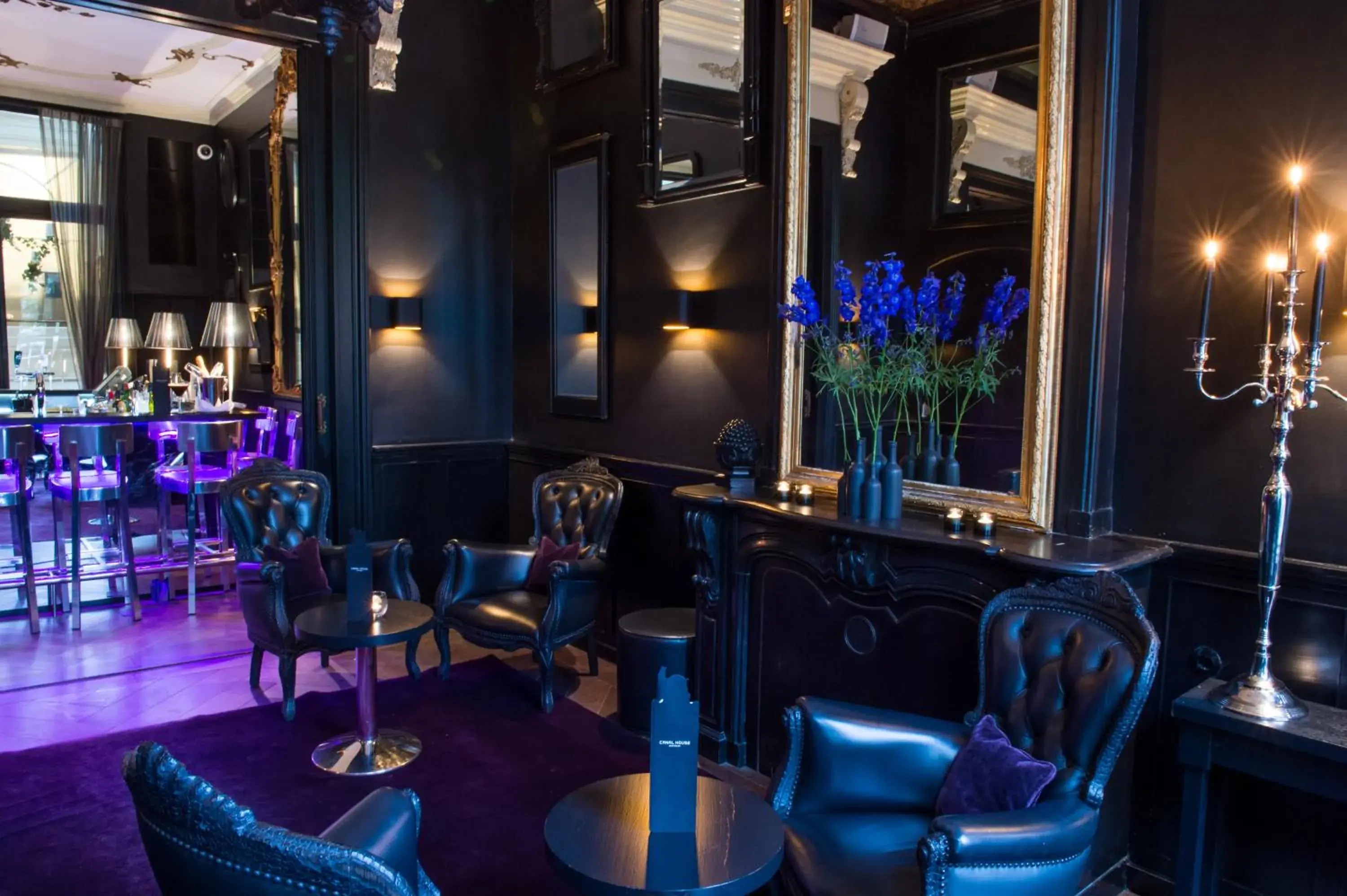 Lobby or reception in Canal House Lobby or reception in Canal House