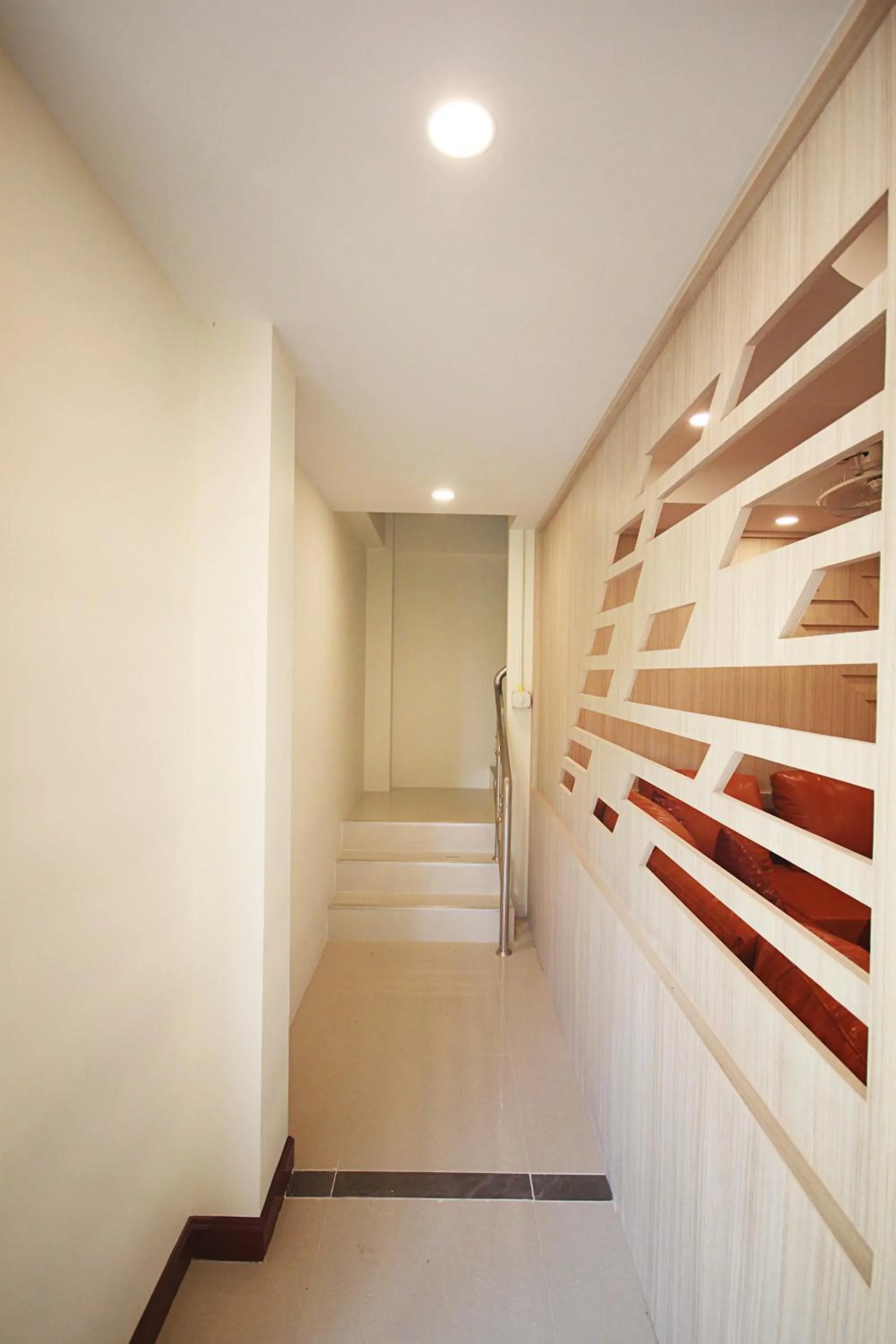 Area and facilities in Happy Hostel