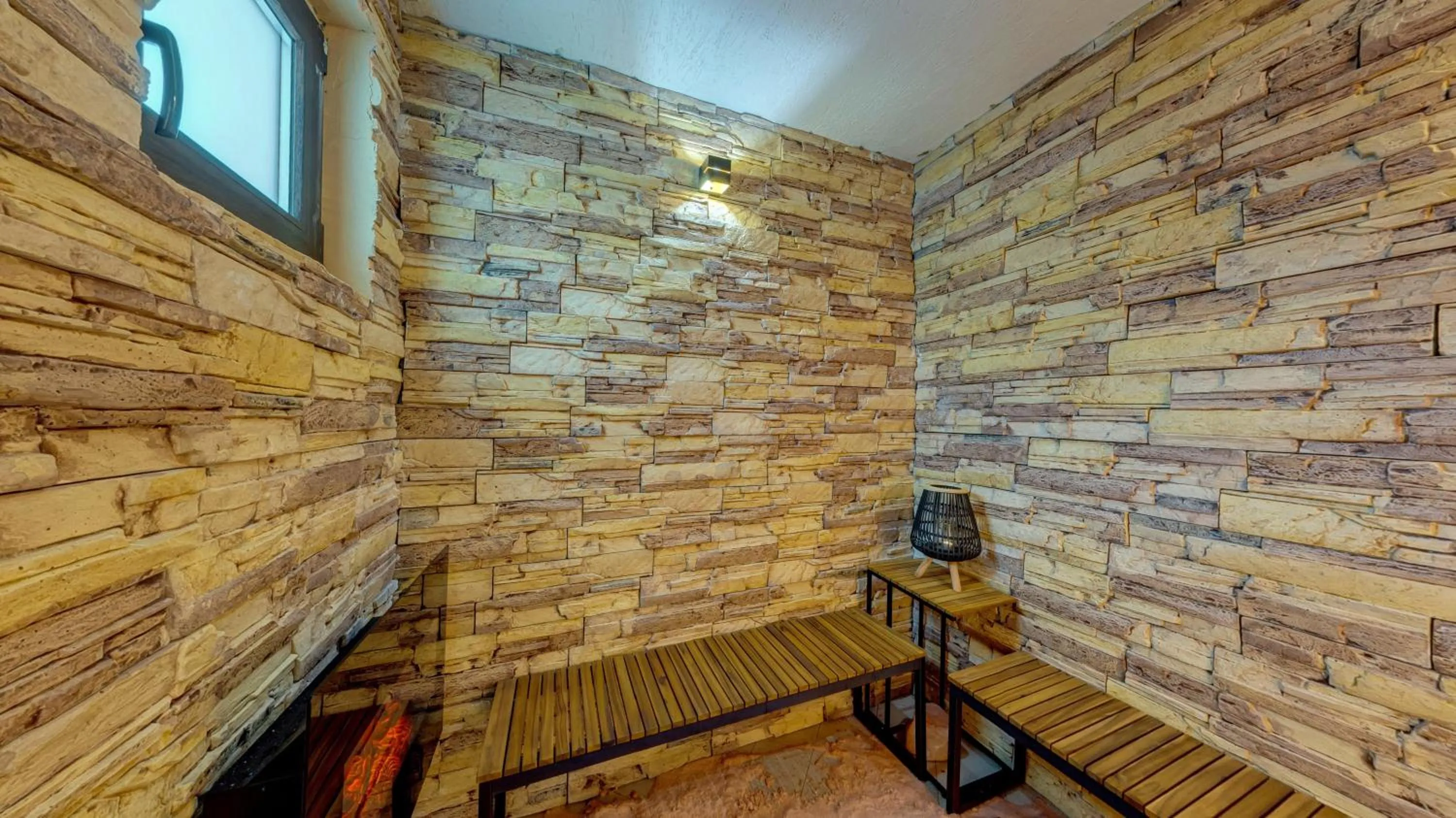 Property building in Grami Hotel