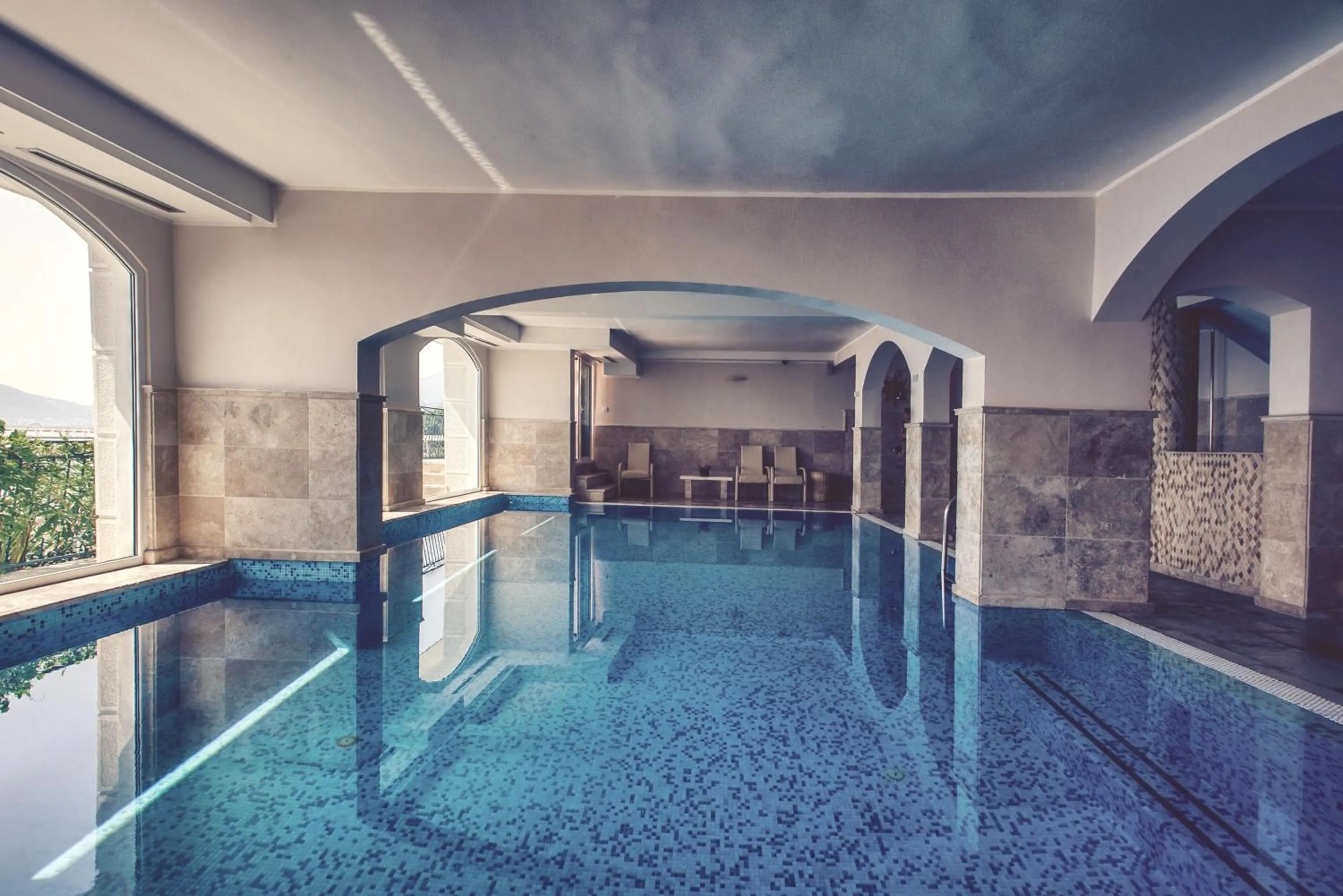 Pool view in Hotel Azimut