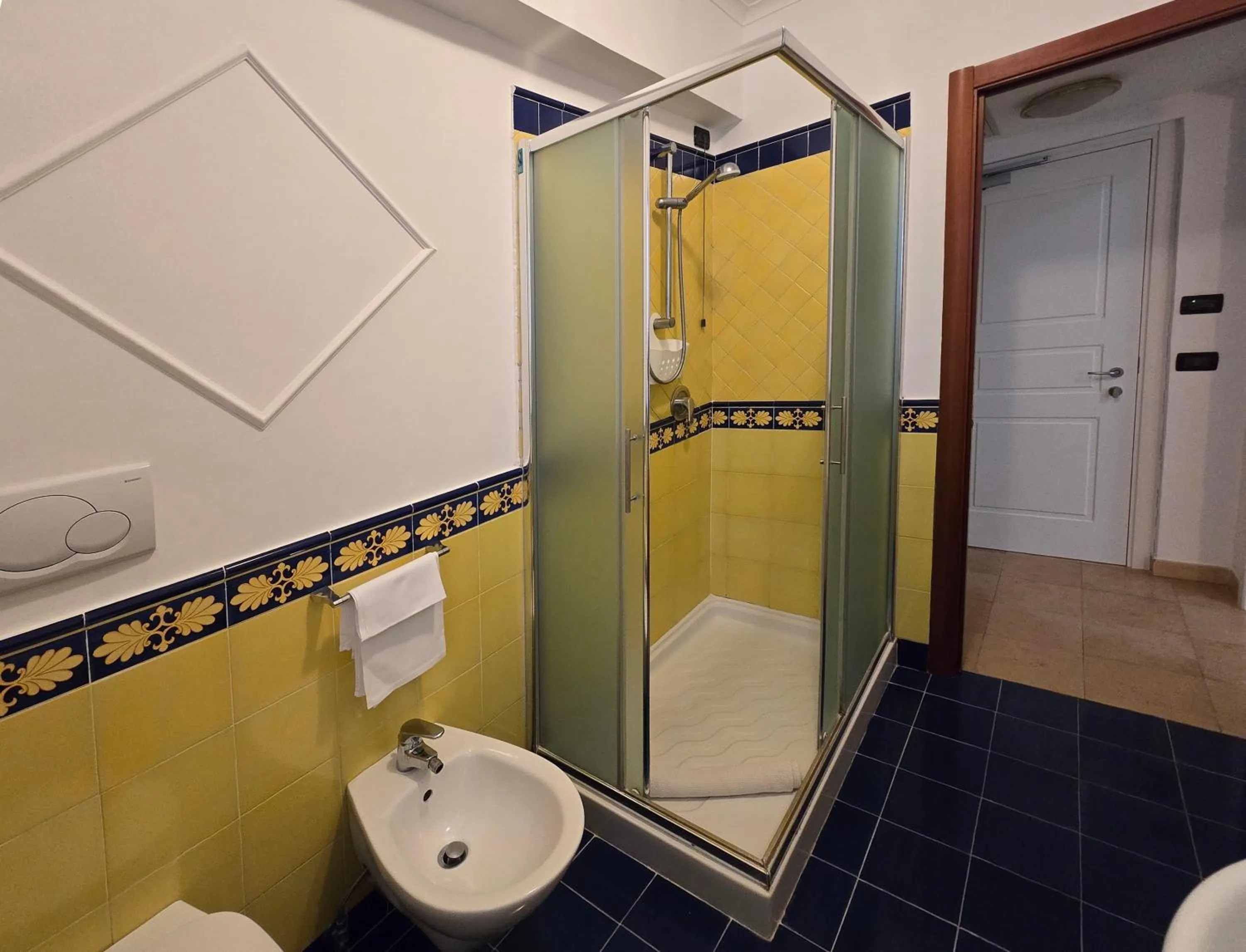 Bathroom in Hotel Il Nido Sorrento