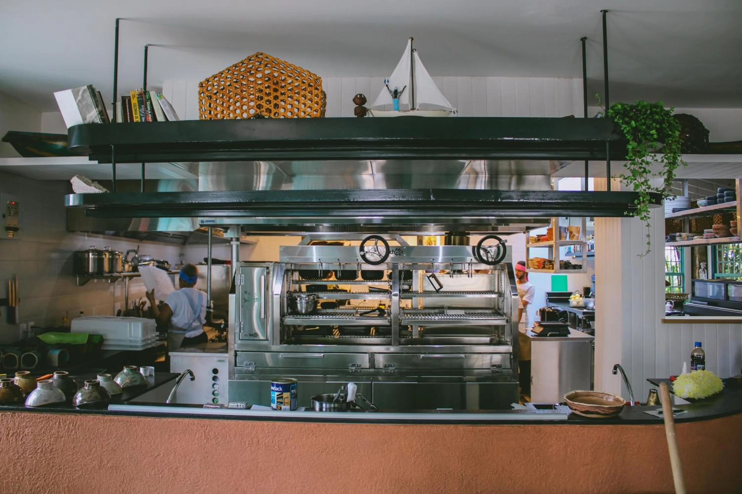 Restaurant/places to eat in Sandi Hotel