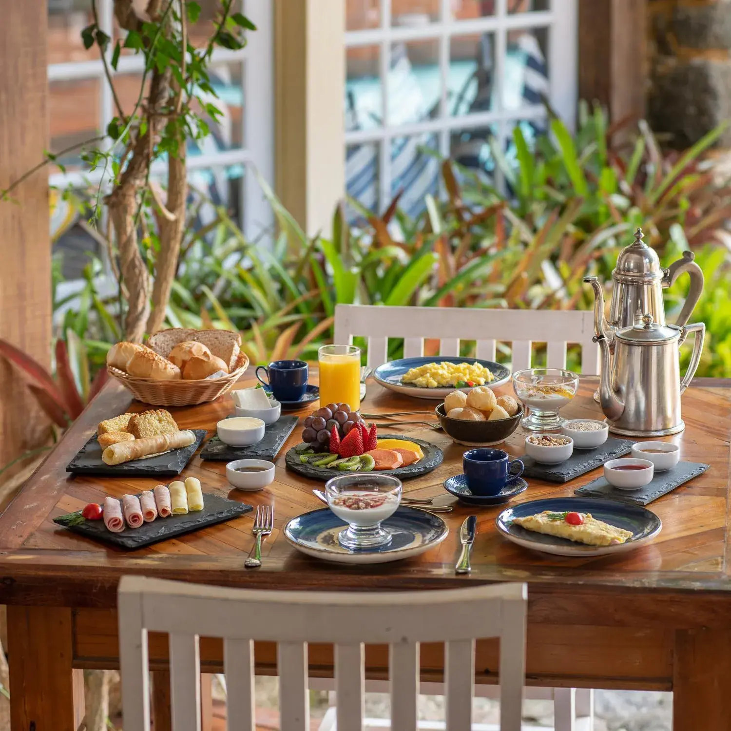 Food and drinks in Sandi Hotel Food and drinks in Sandi Hotel