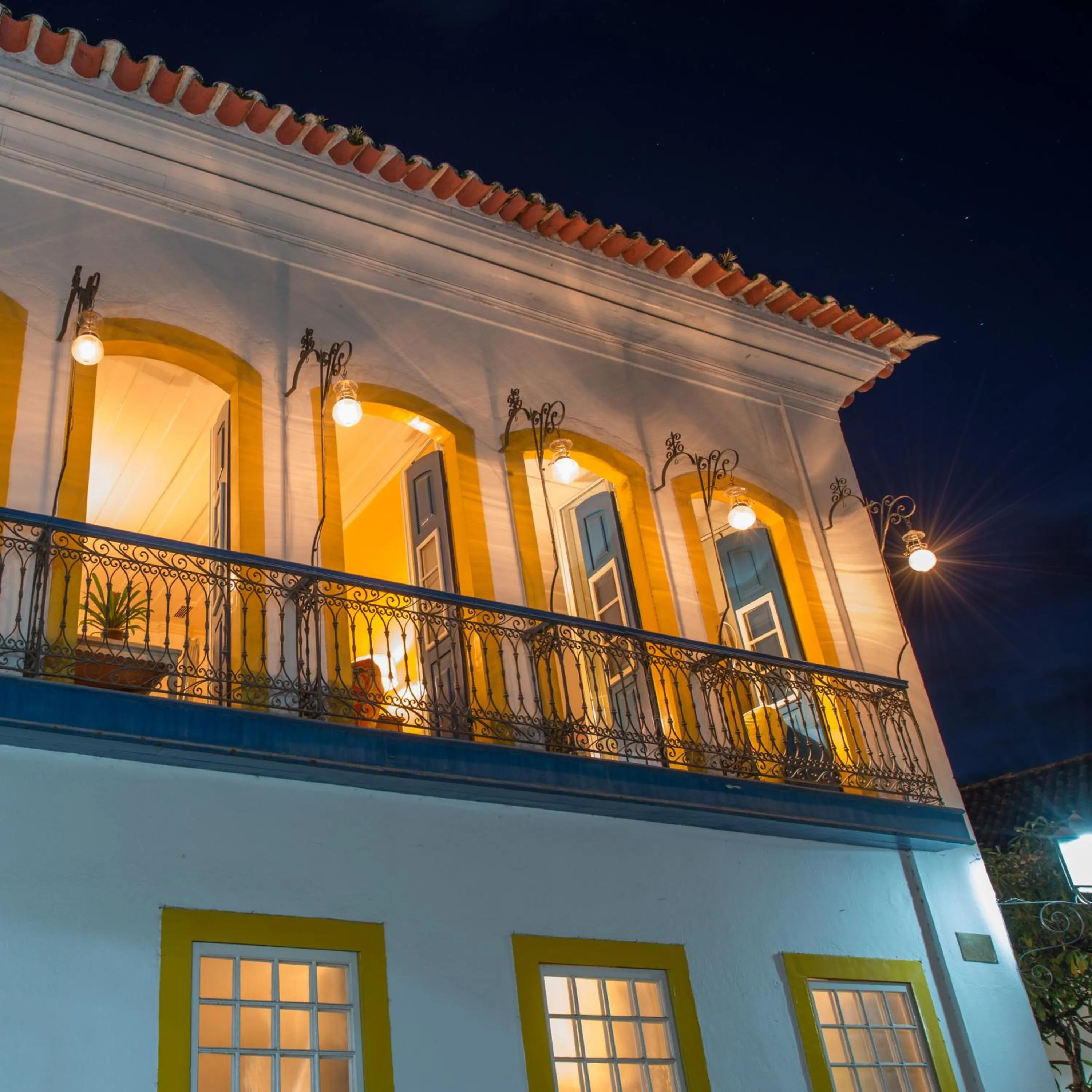Facade/entrance in Sandi Hotel