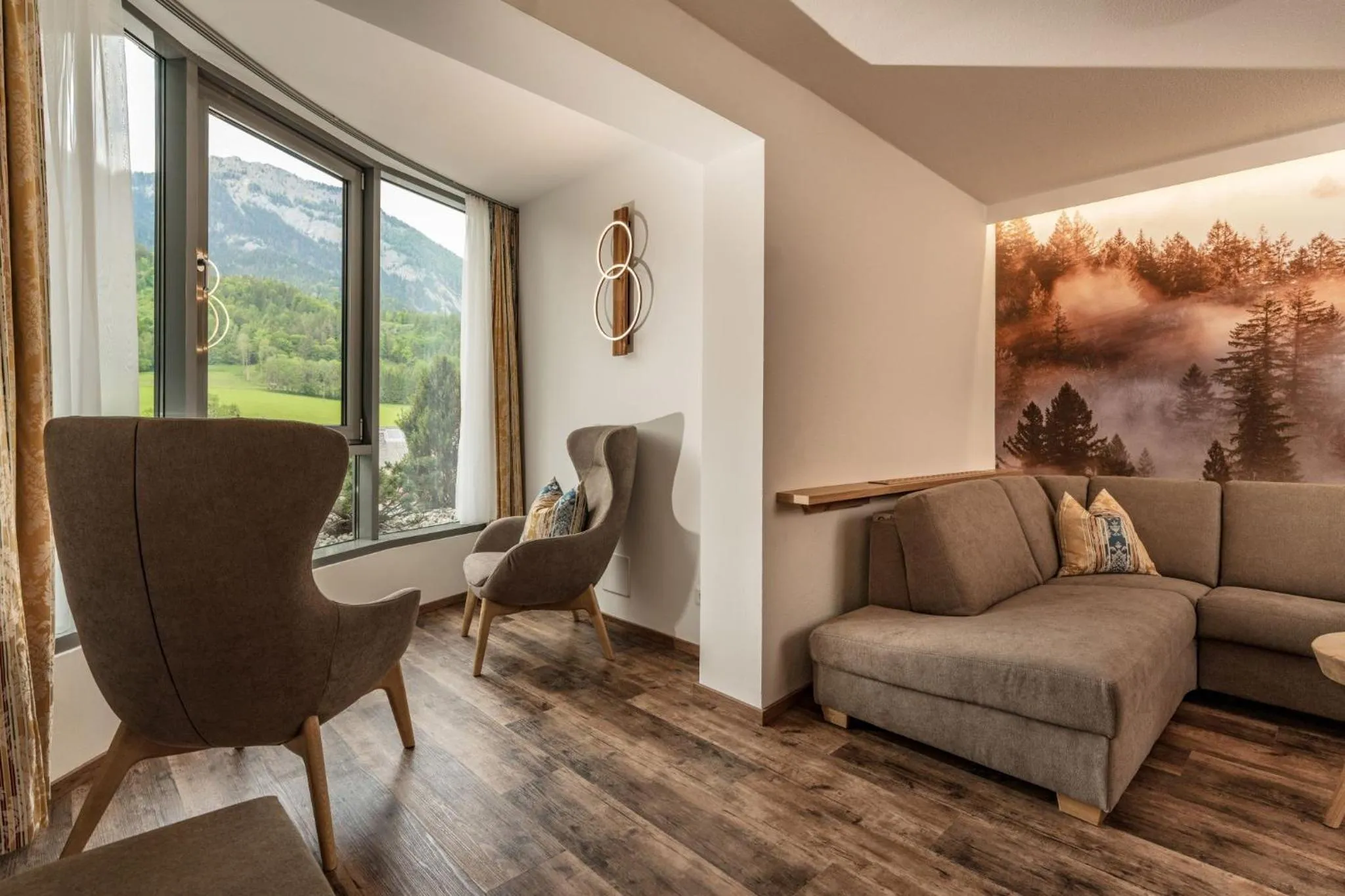 Living room in Hartweger's Hotel