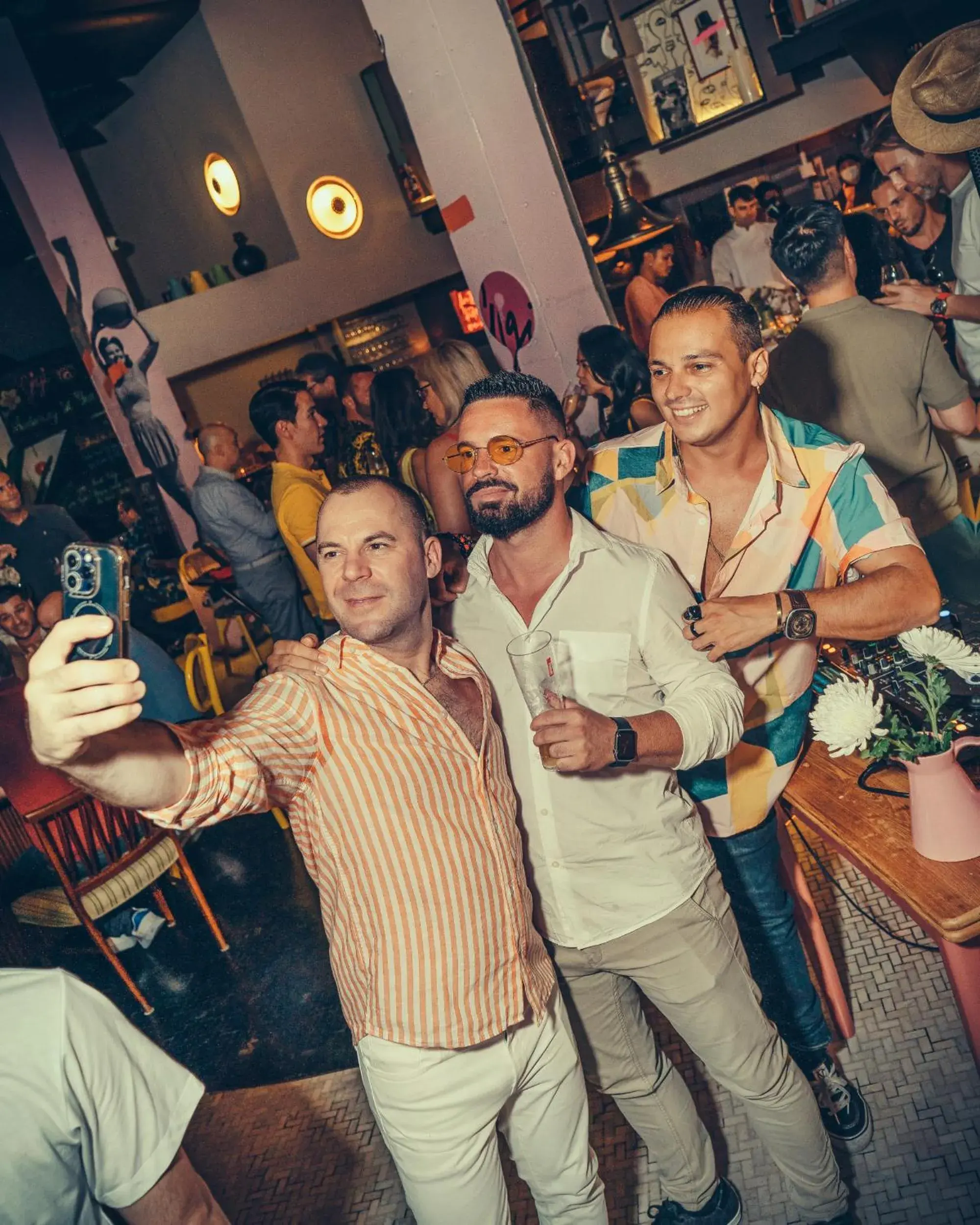 Restaurant/places to eat in Sacha's Hotel Uno Restaurant/places to eat in Sacha's Hotel Uno