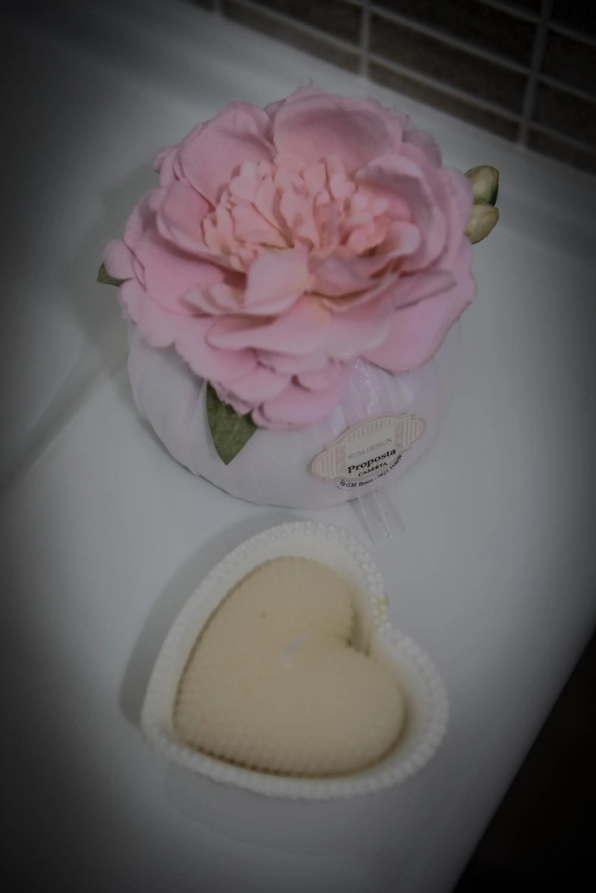 Decorative detail in Le Fontane del Re