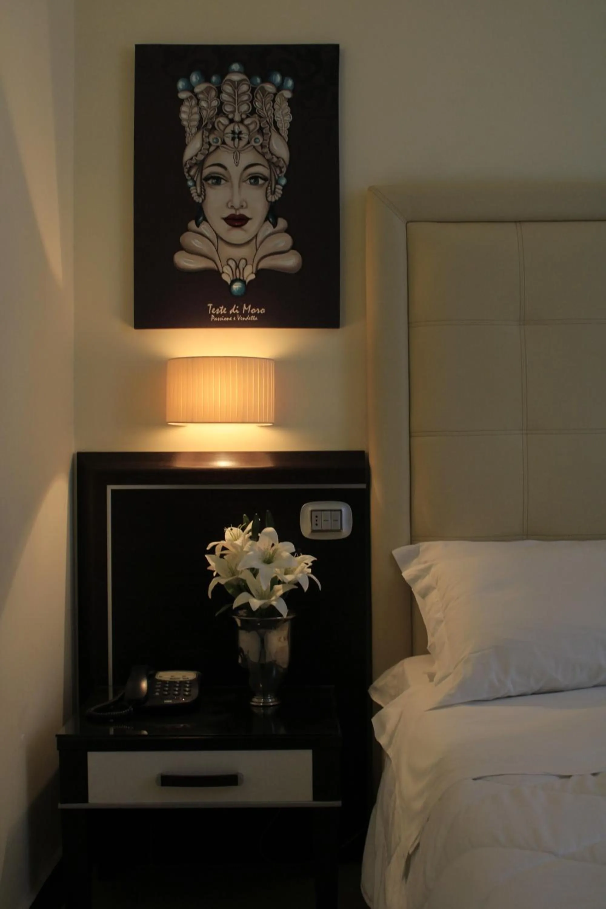 hair dresser, TV/Entertainment Center in Hotel Ferdinando II