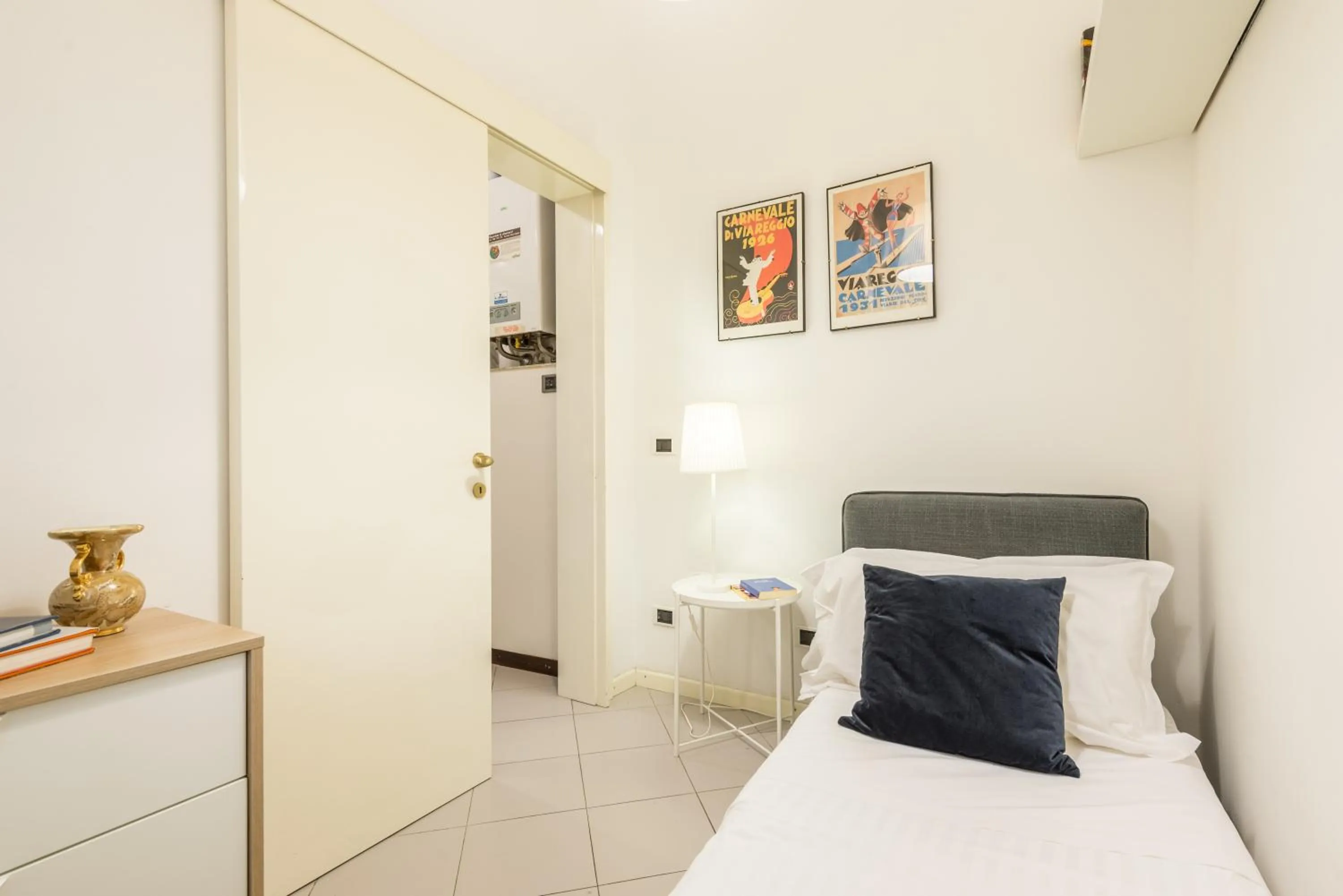 Bed in Giulietta by Mmega