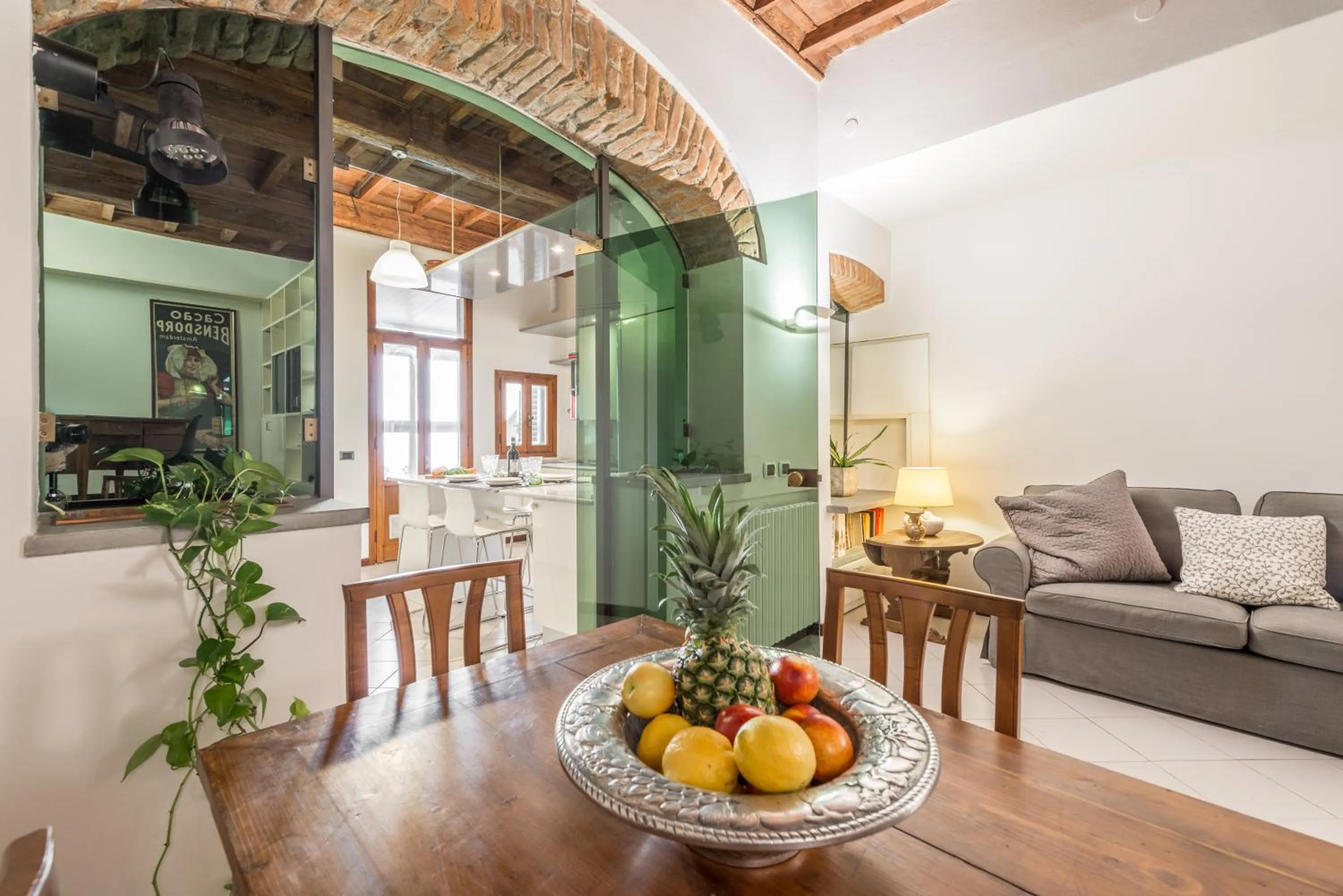 Kitchen or kitchenette in Giulietta by Mmega