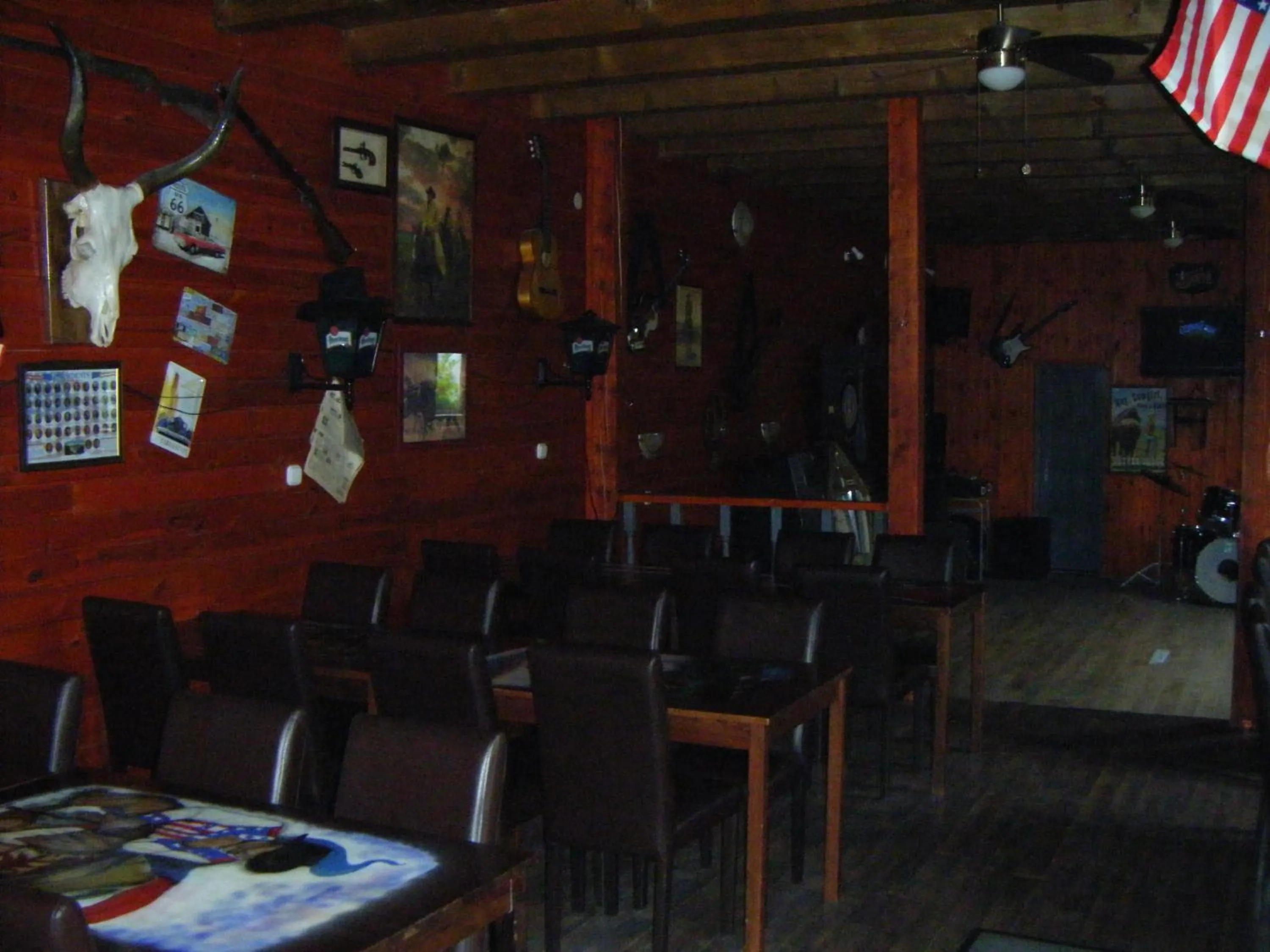 Lounge or bar in Williams Village Bowling & Country Club