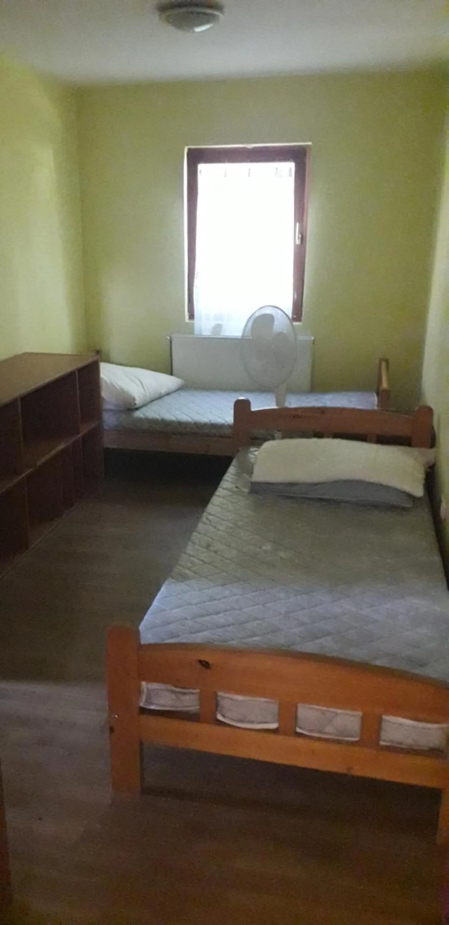 Bedroom, Bed in Williams Village Bowling & Country Club