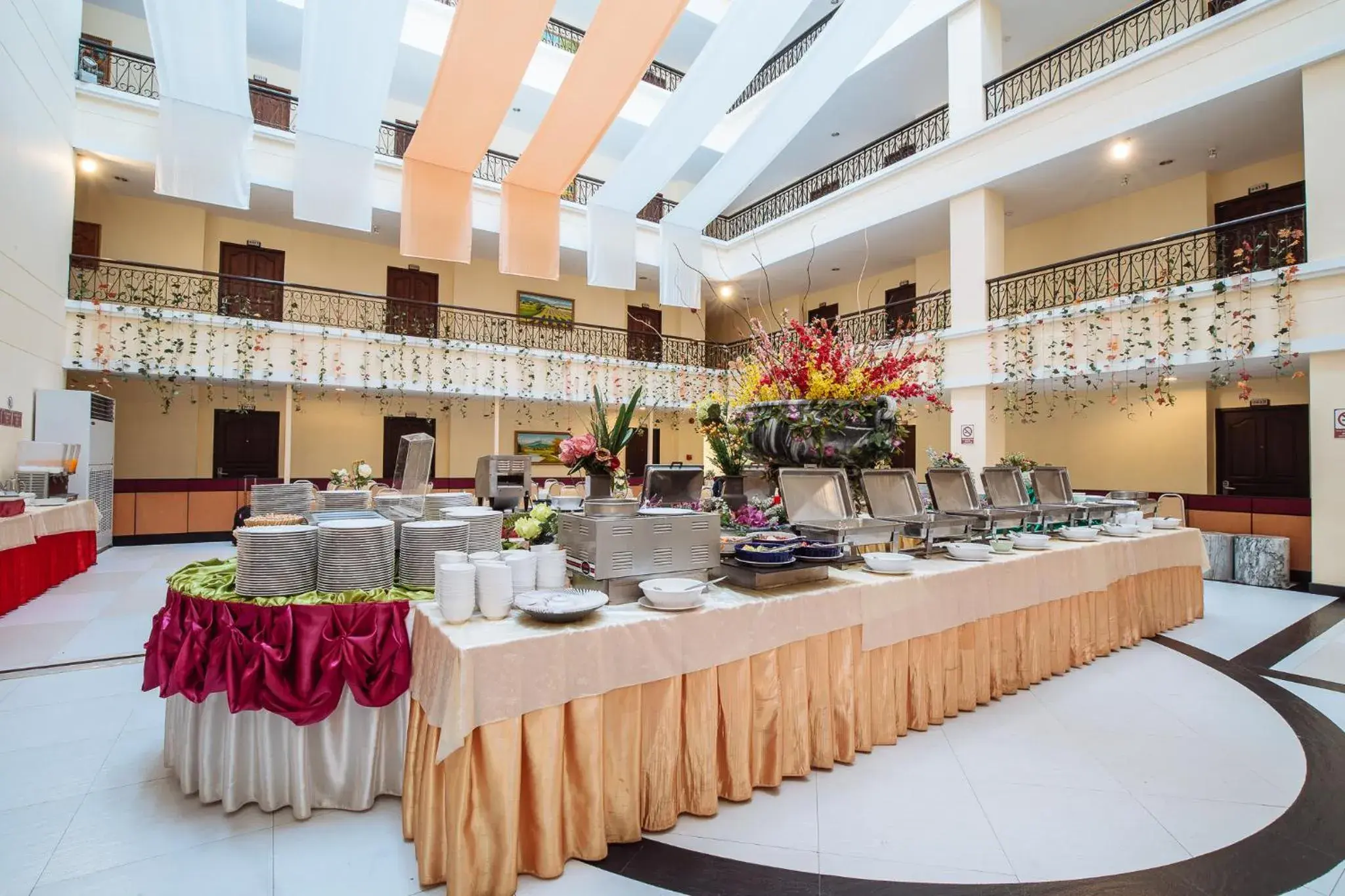 Breakfast in Metro Point Bangkok Breakfast in Metro Point Bangkok