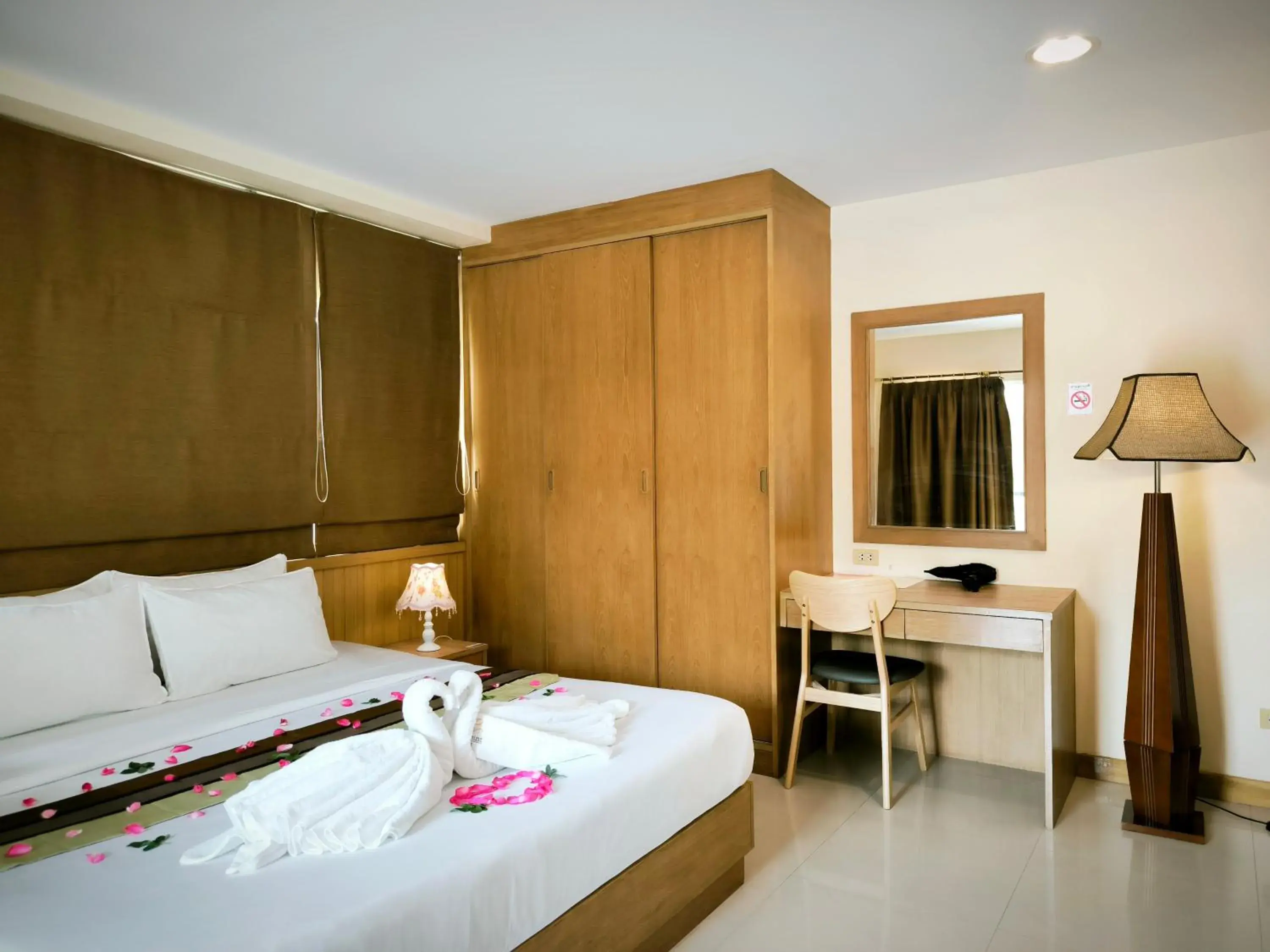 wedding, Bed in Metro Point Bangkok wedding, Bed in Metro Point Bangkok