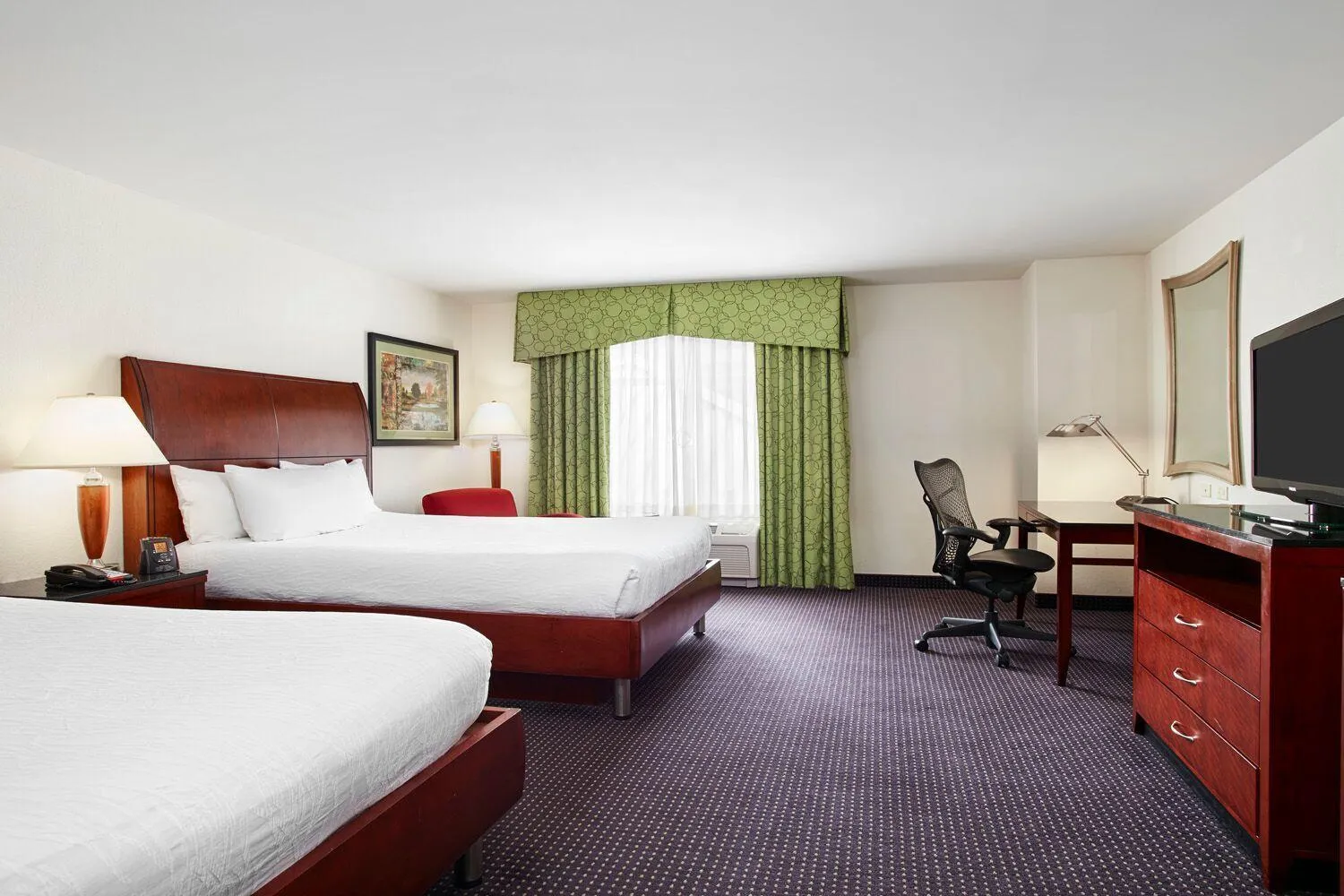 Bed in Hilton Garden Inn Rockville - Gaithersburg