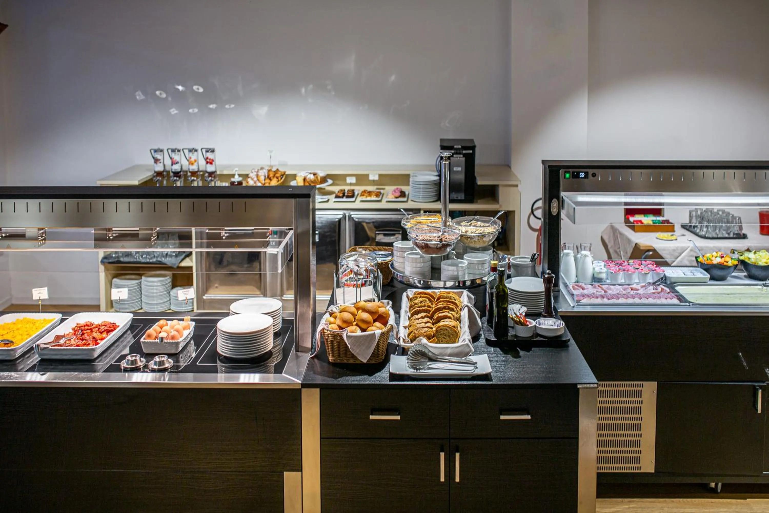 Breakfast in Hotel La Pergola Dependance