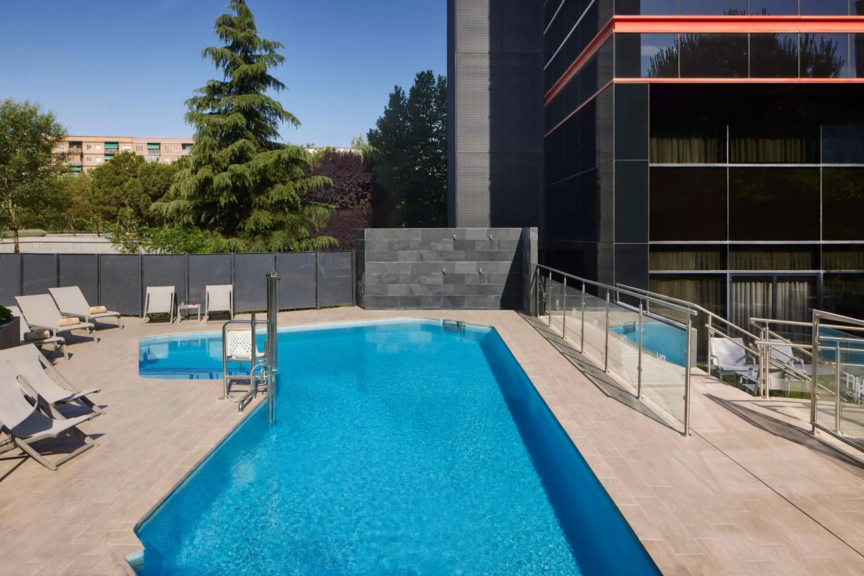 Pool view in NH Madrid Ribera del Manzanares Pool view in NH Madrid Ribera del Manzanares