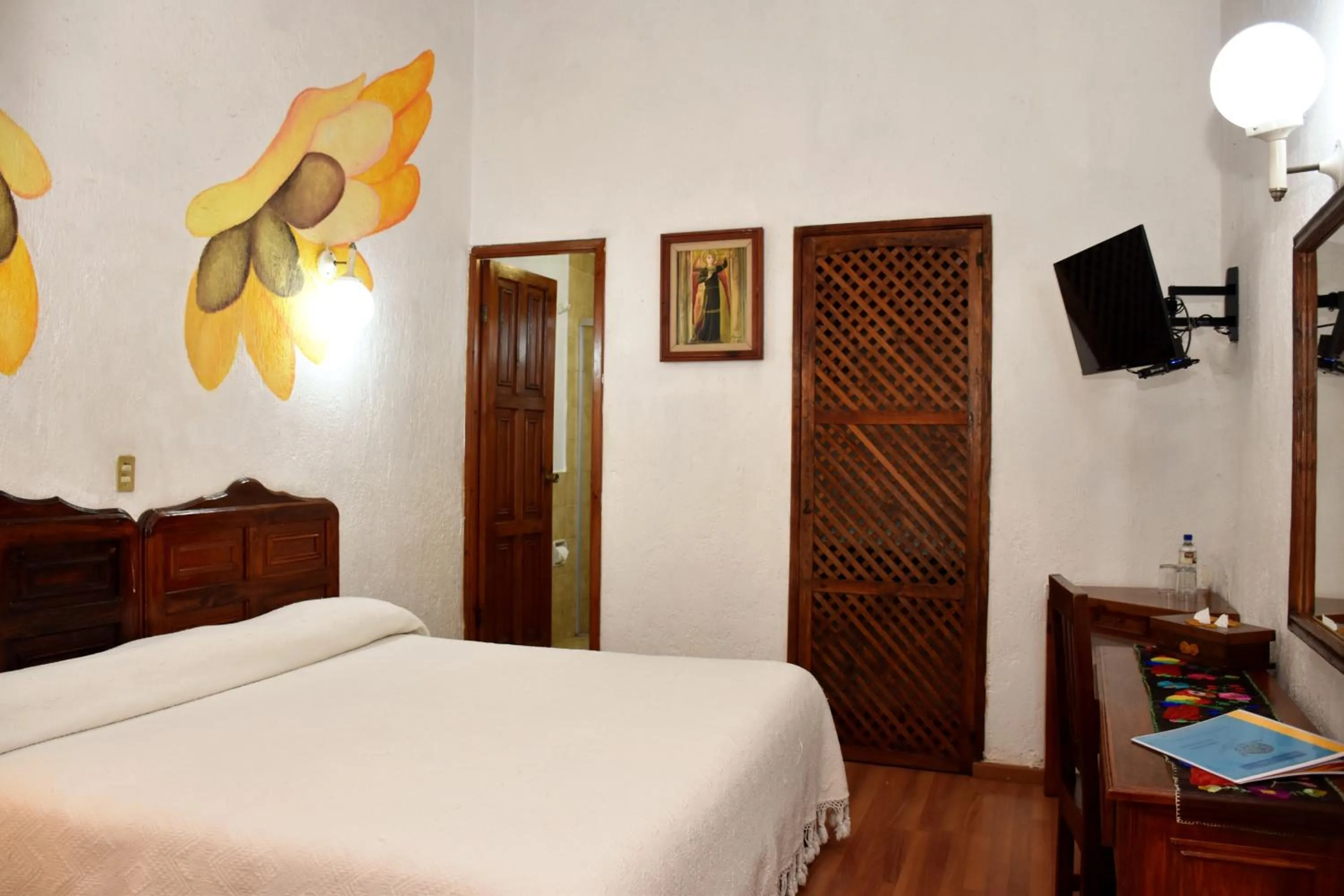 Bed in Mansion de los Angeles