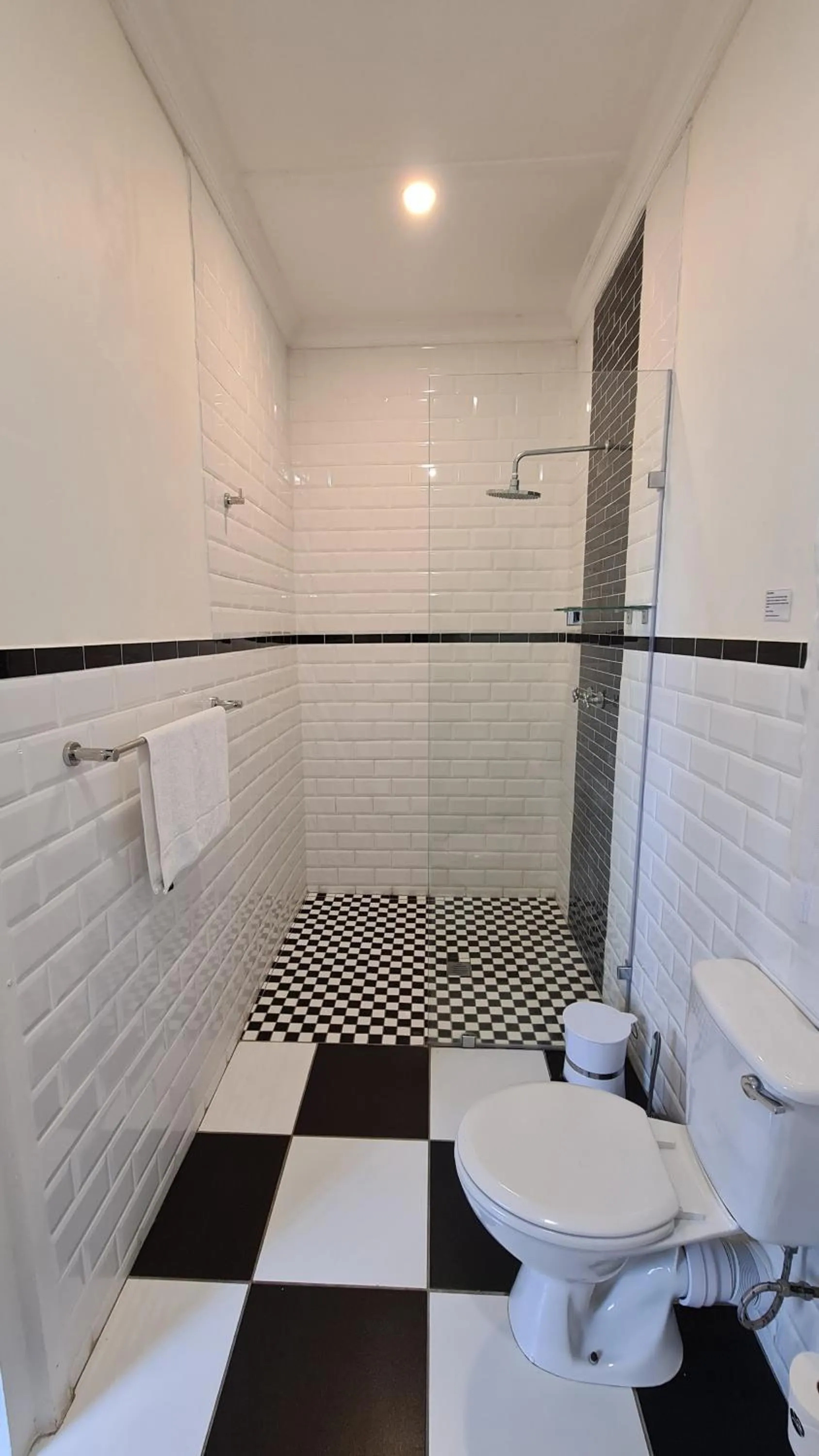 Bathroom in Hathaway Guest House