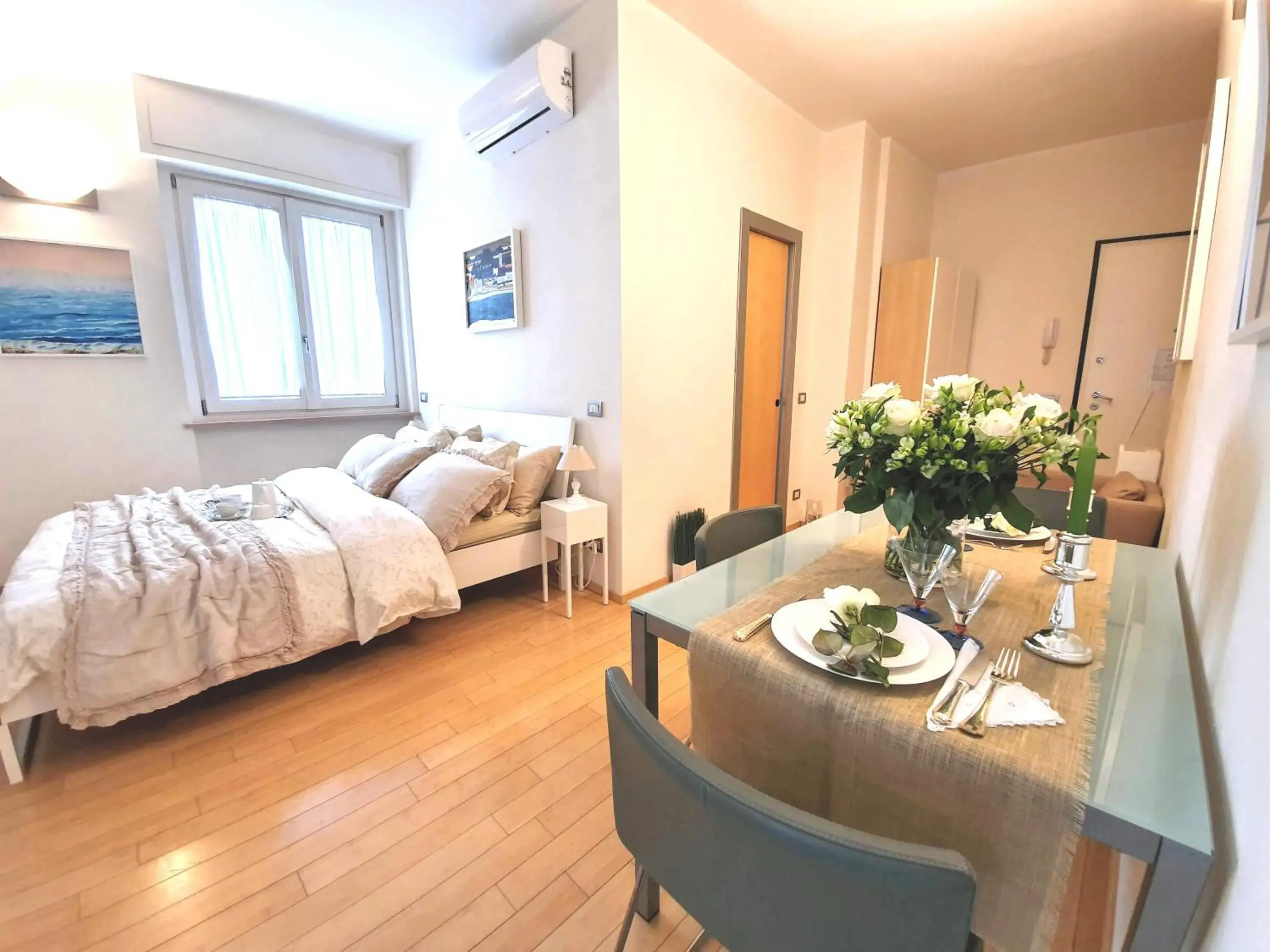 Apartment in Corso Vercelli Apartment Apartment in Corso Vercelli Apartment