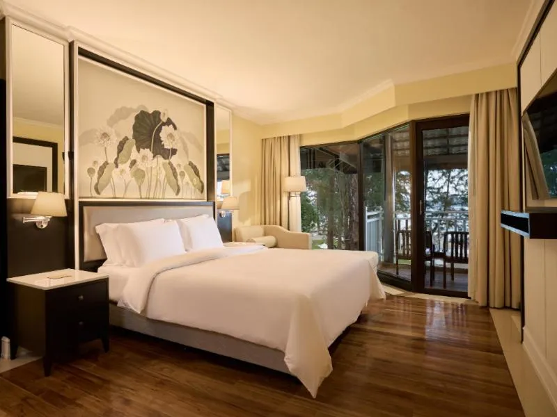 Bed in Dusit Thani Laguna Phuket