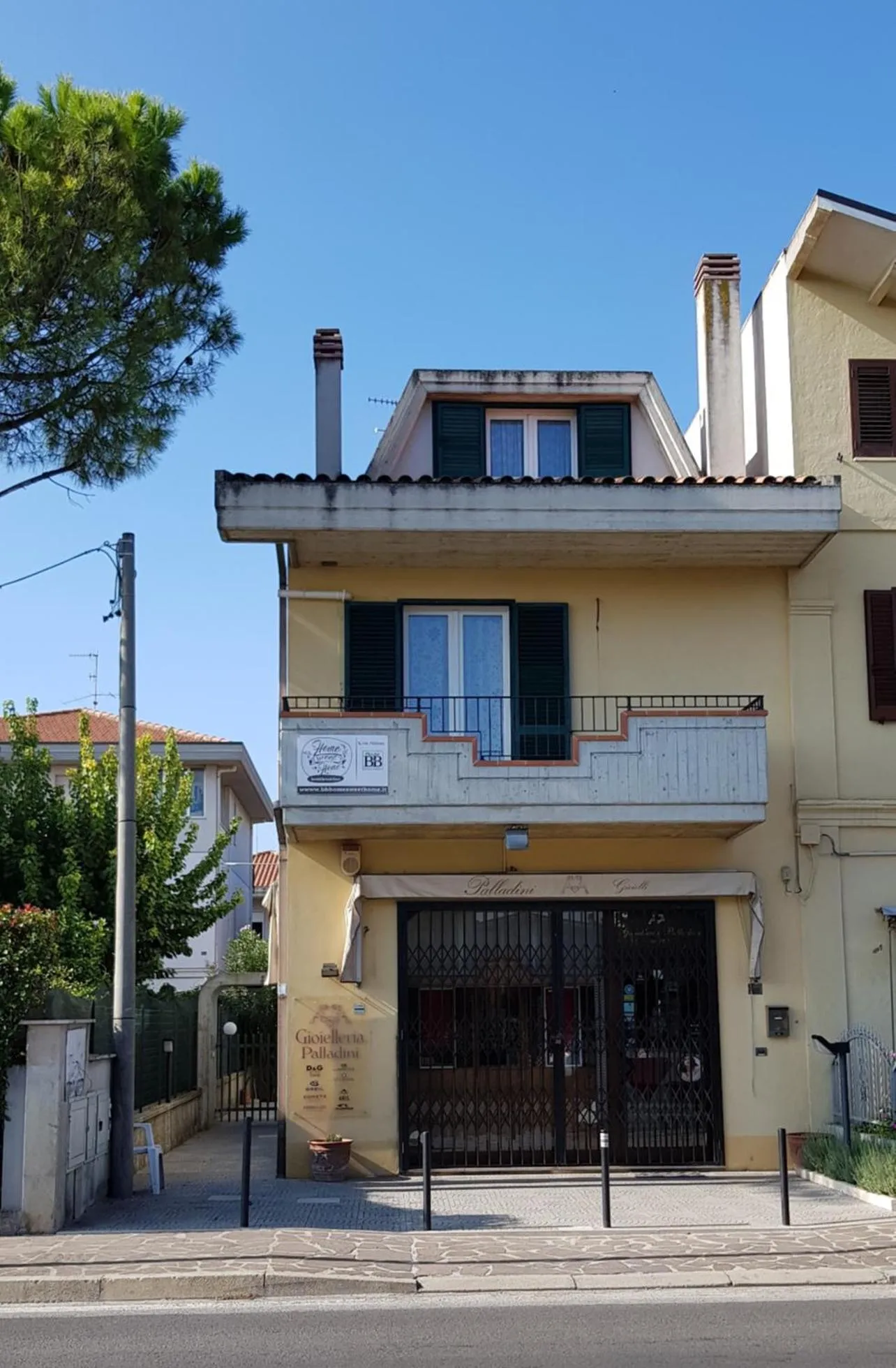 Property building in Home Sweet Home