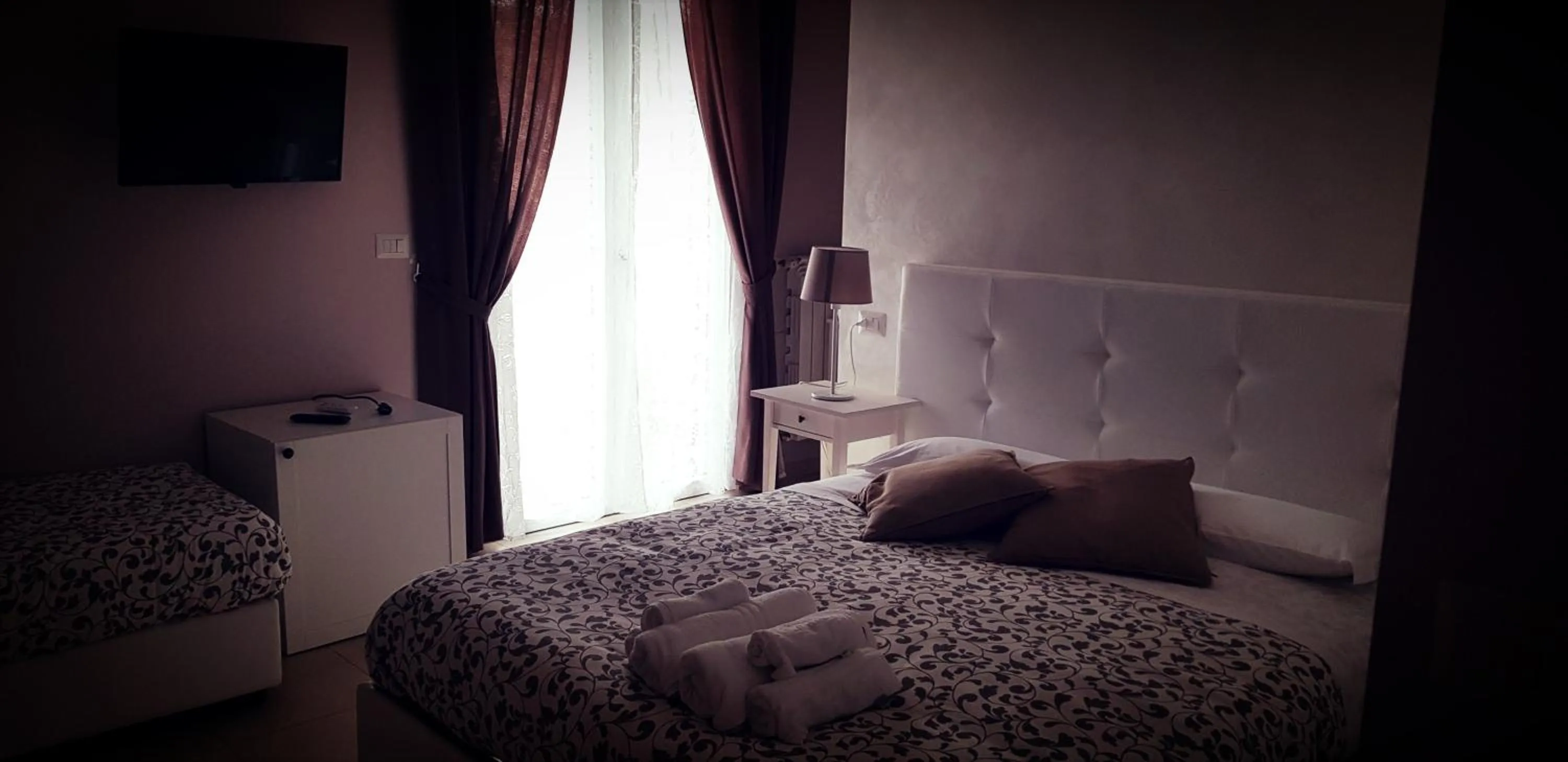 Photo of the whole room, Bed in Home Sweet Home