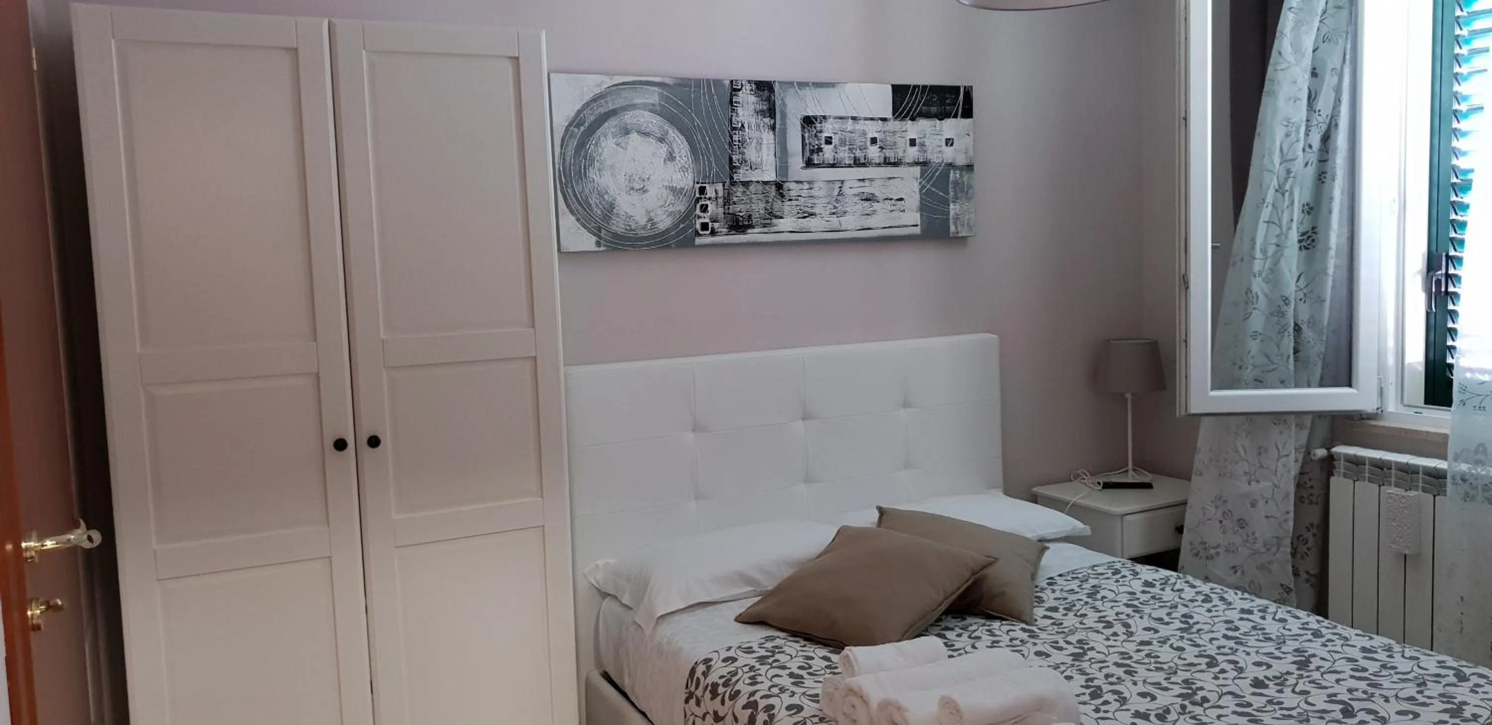 Bed in Home Sweet Home