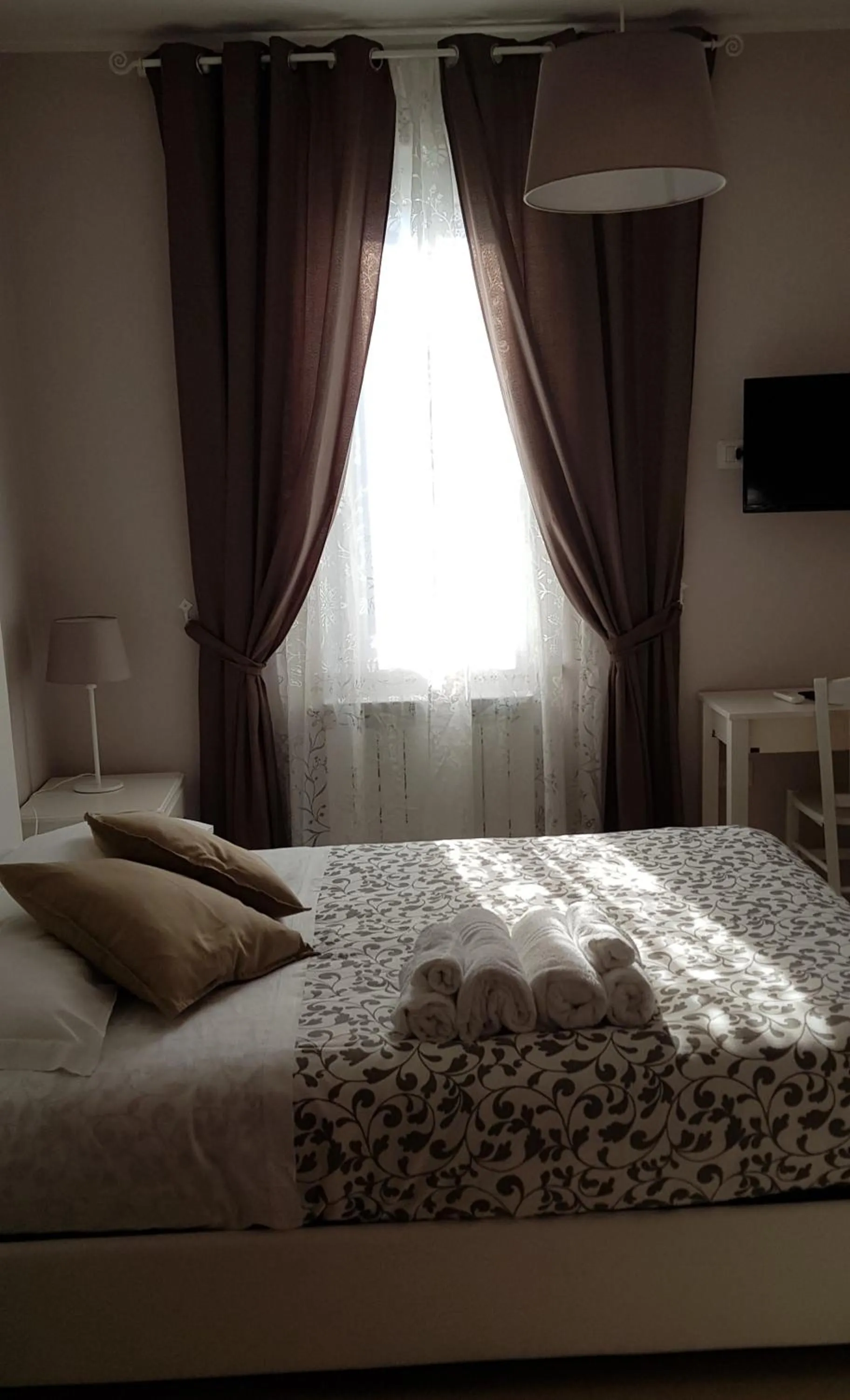 Bed in Home Sweet Home