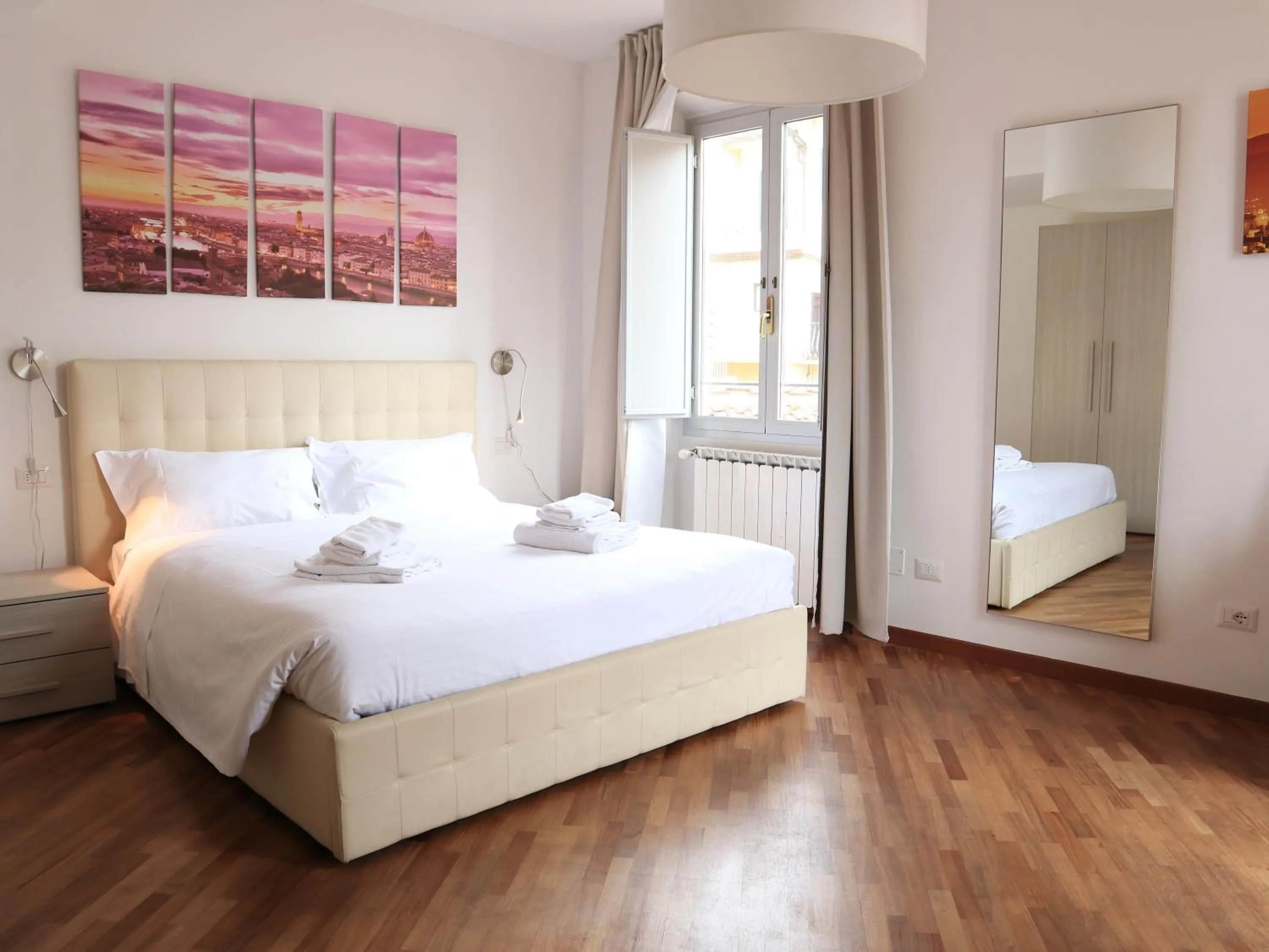 Bed in Le Tre Lune Suites