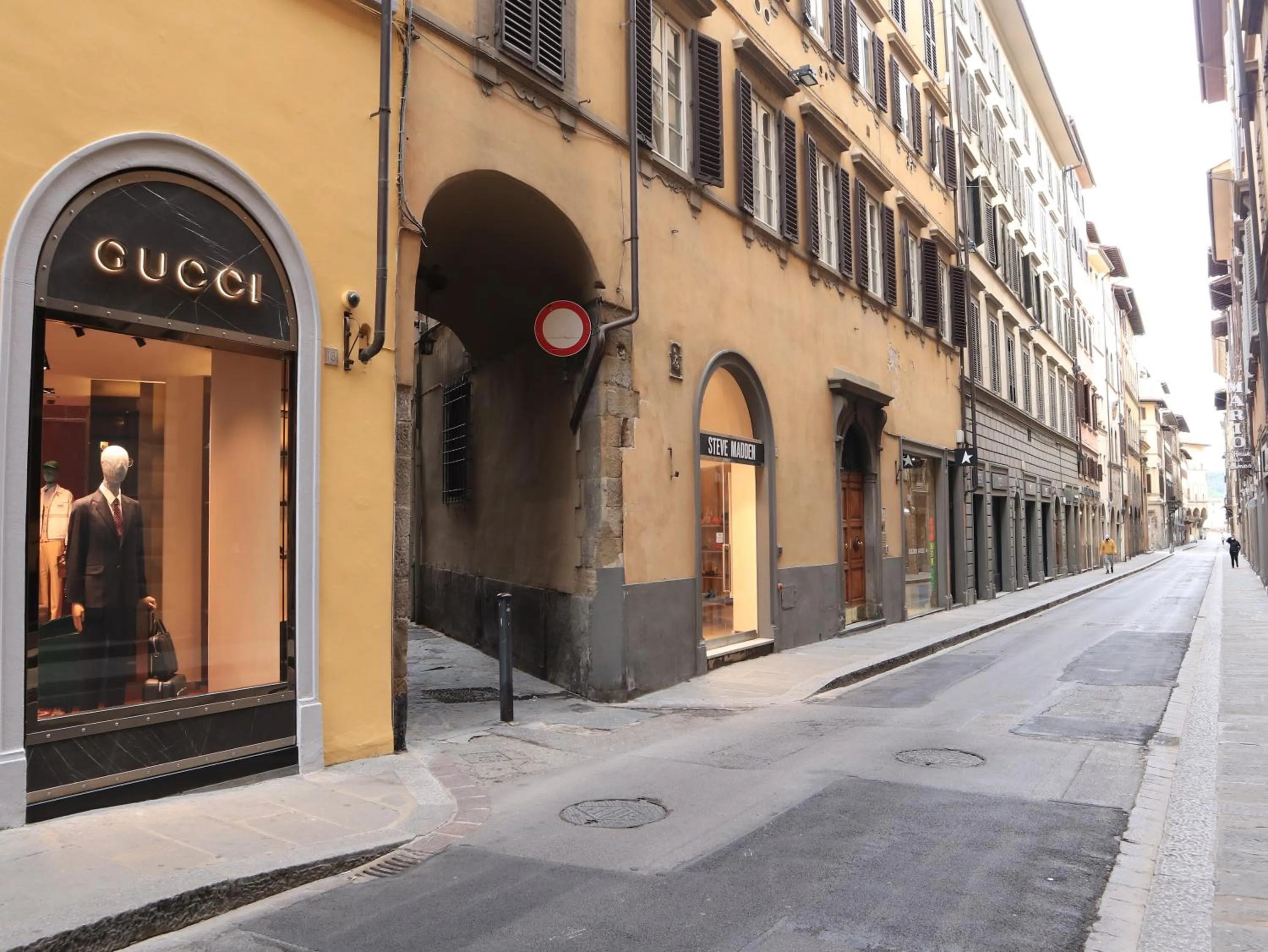 Street view in Le Tre Lune Suites
