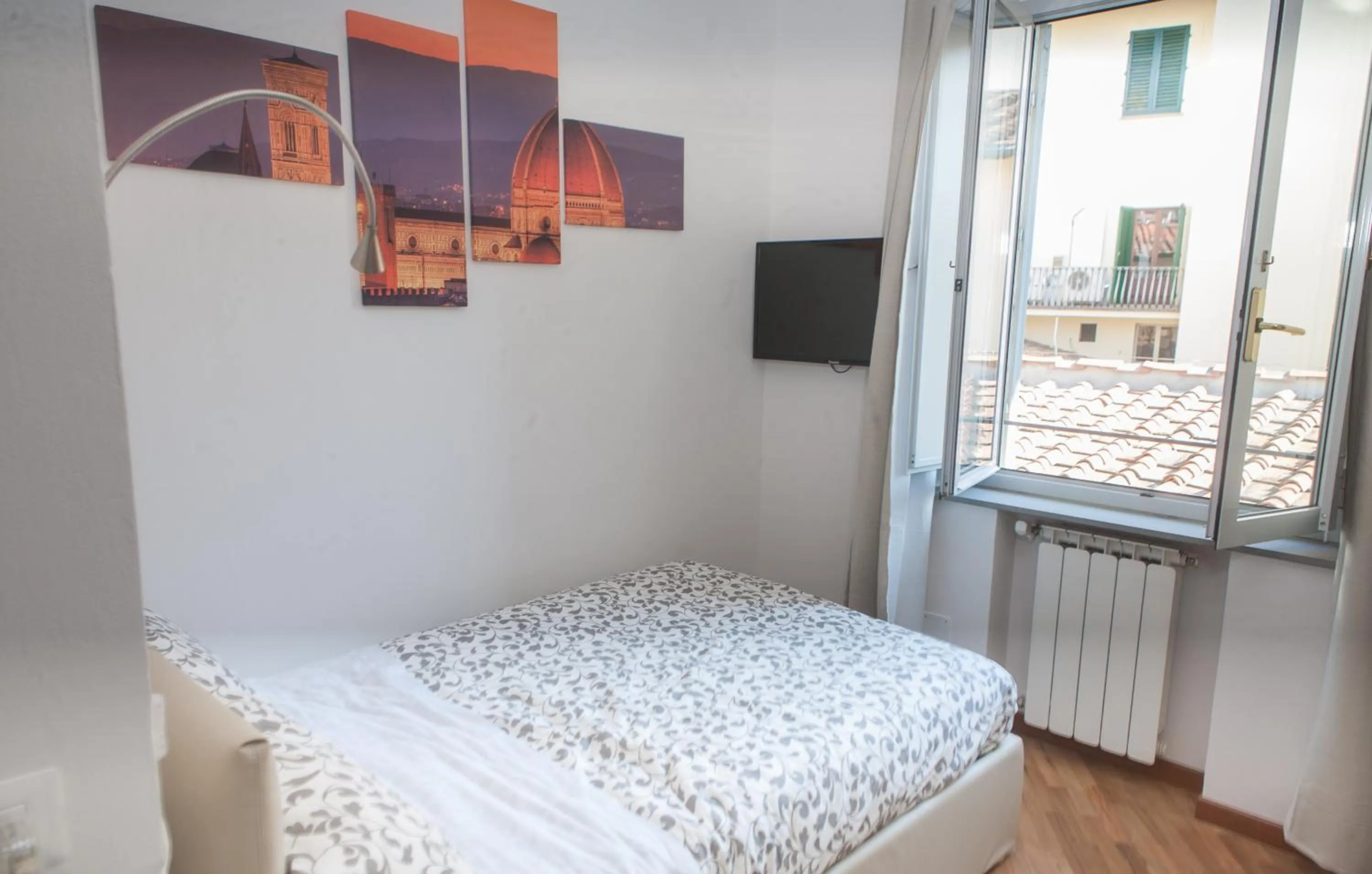 Bed in Le Tre Lune Suites