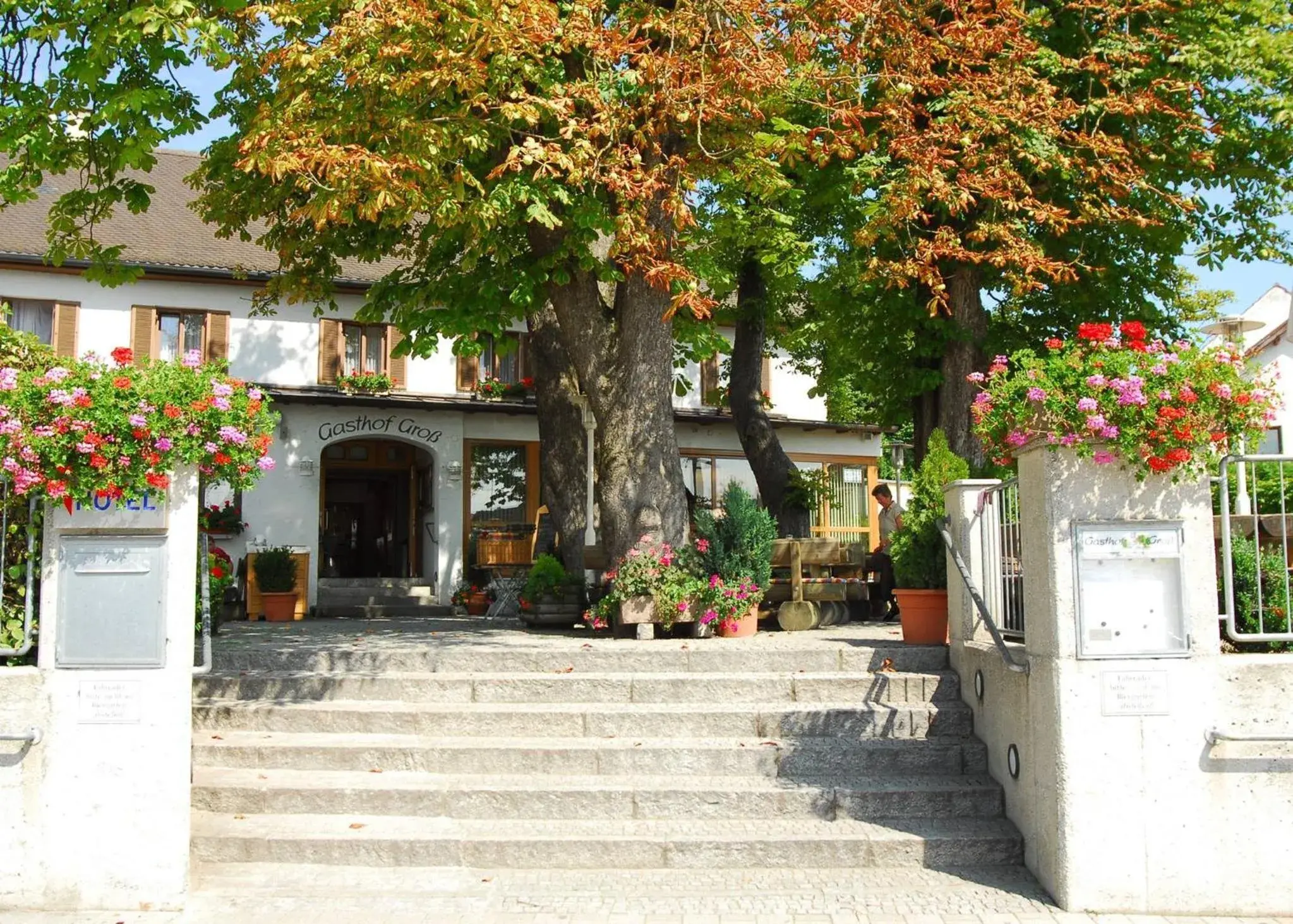 Facade/entrance, Property Building in Hotel Gasthof Groß