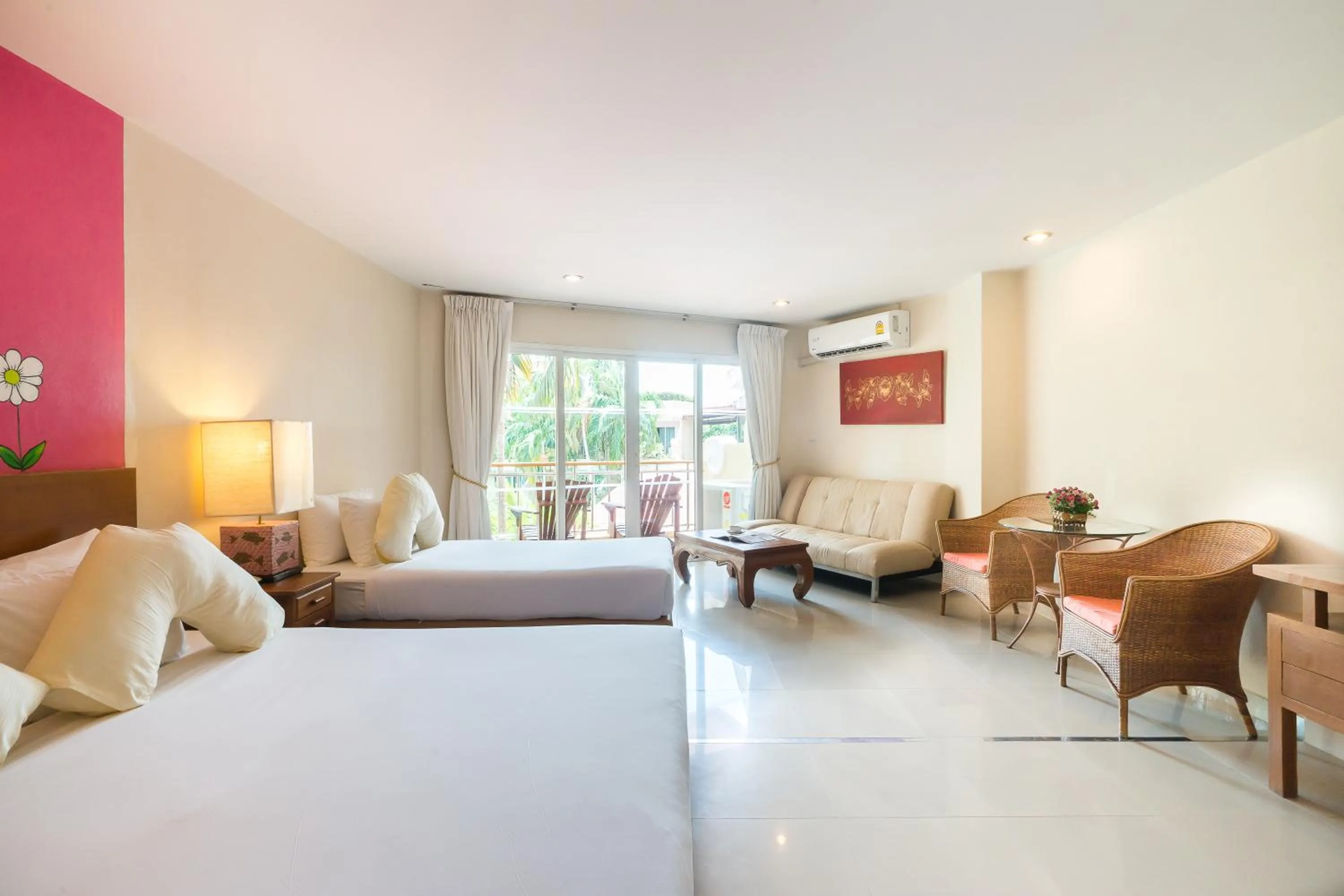 Photo of the whole room, Bed in Bella Villa Cabana