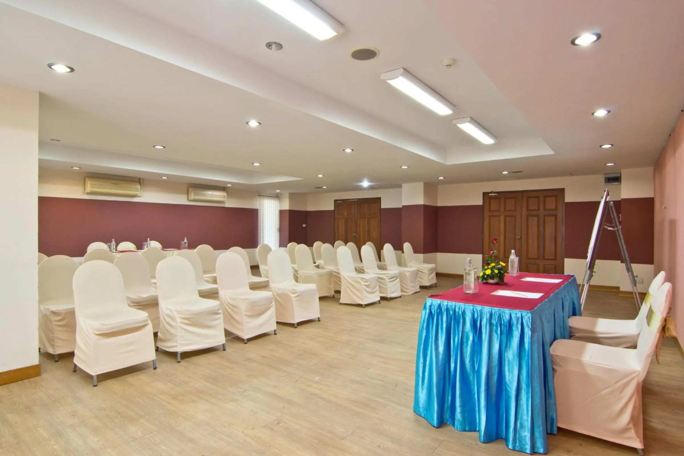 Meeting/conference room in Bella Villa Cabana