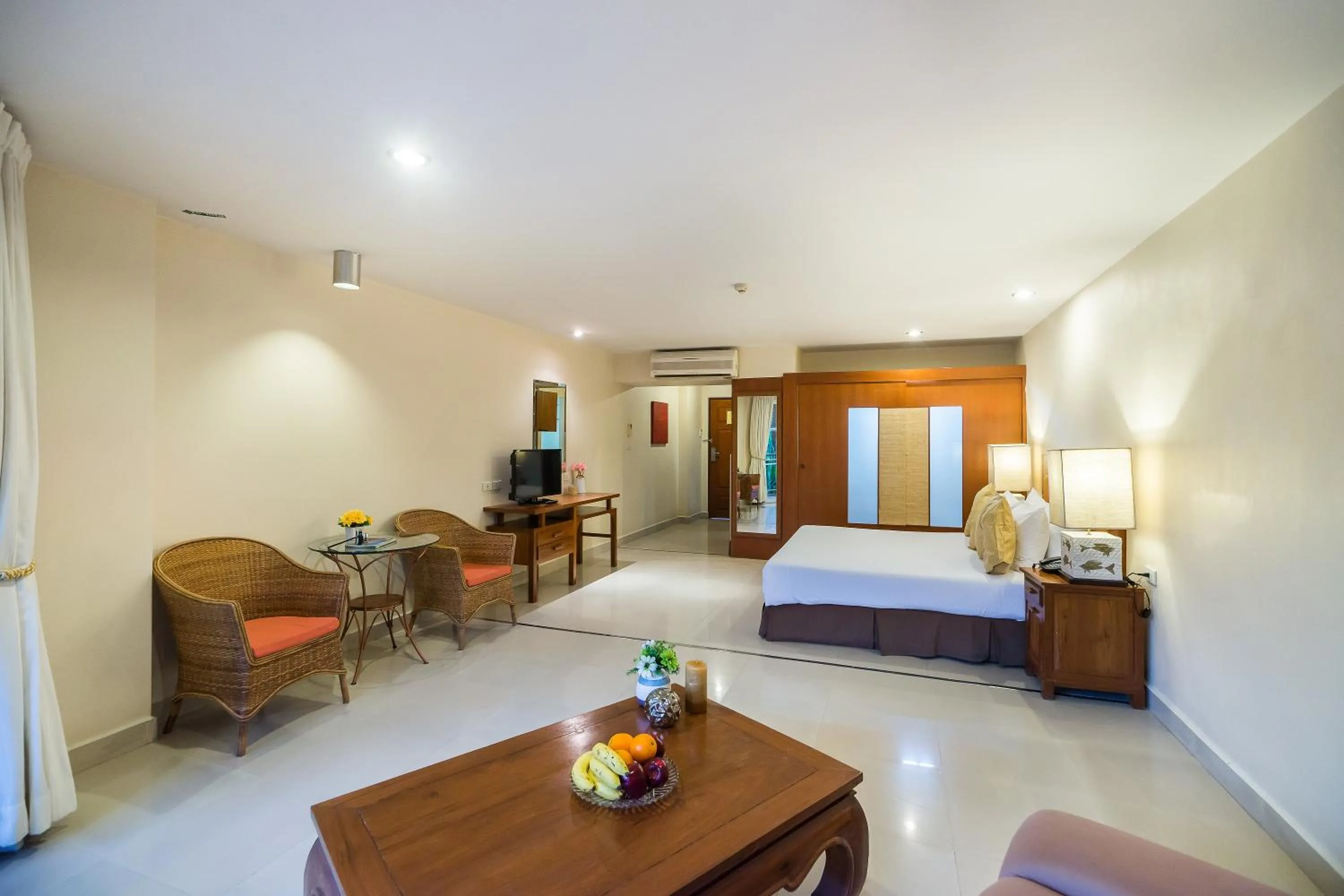 Photo of the whole room, Bed in Bella Villa Cabana