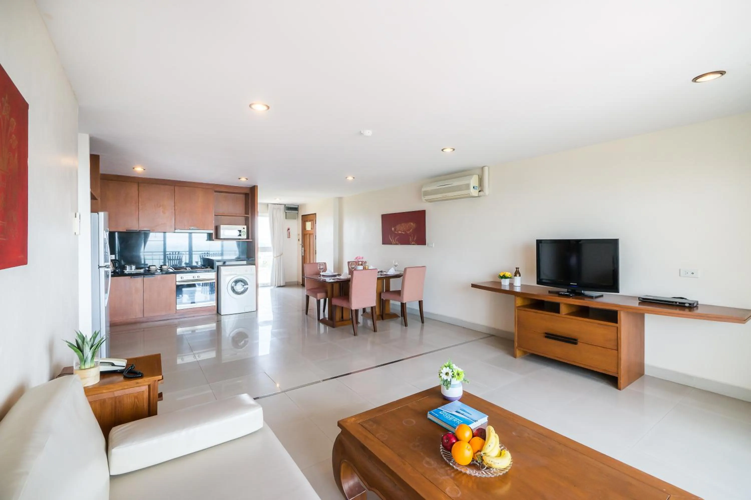 TV and multimedia in Bella Villa Cabana