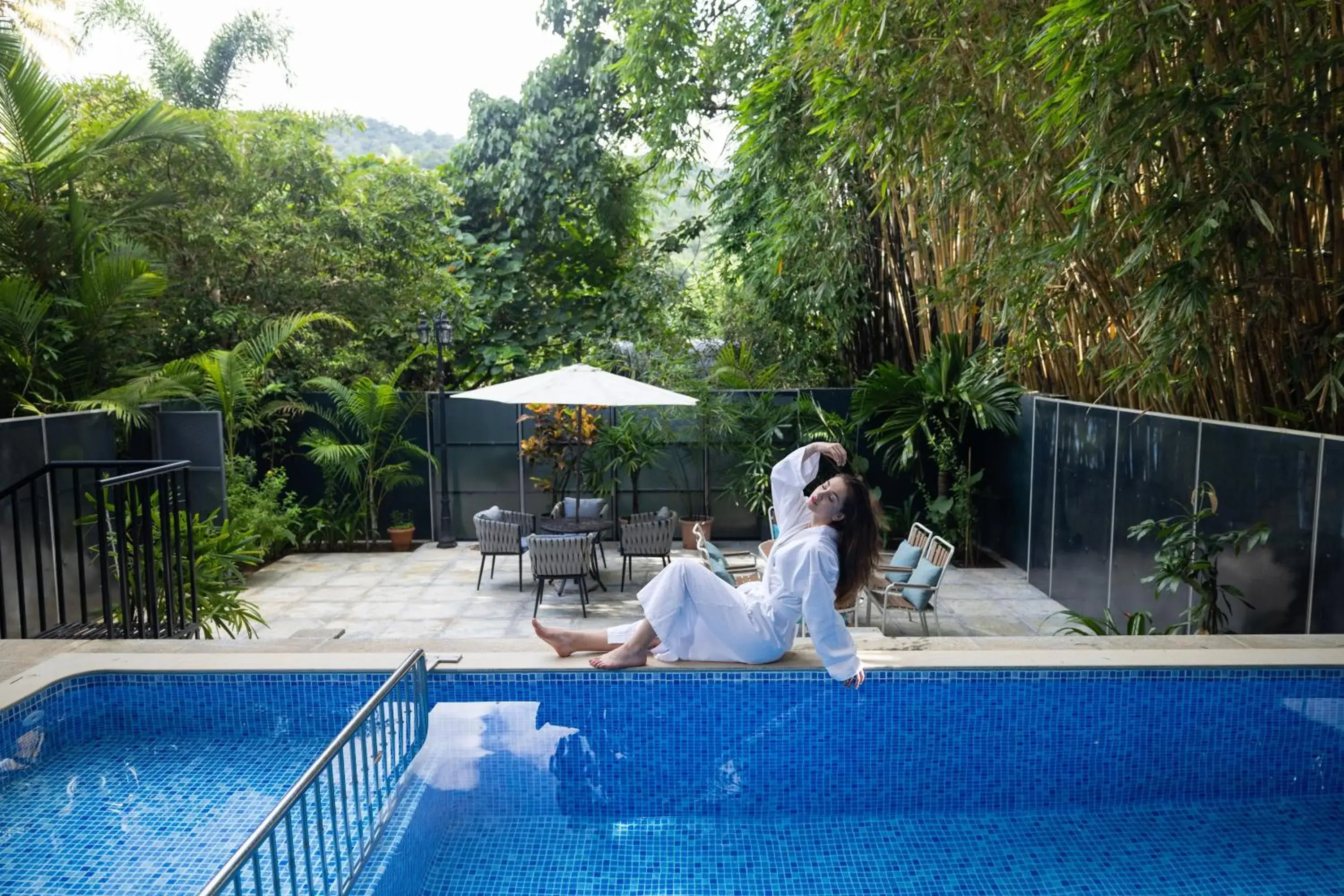 Swimming pool in Casa Rio Resorts Athirappilly Swimming pool in Casa Rio Resorts Athirappilly