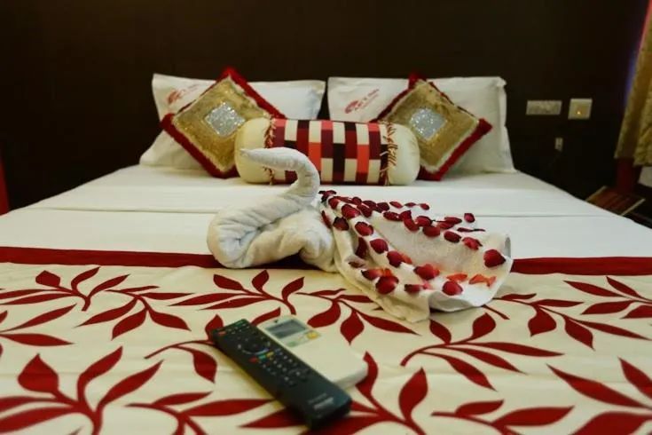 Bed in Hotel Abi's Inn